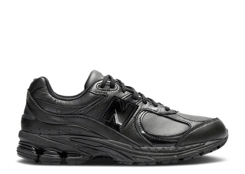 New Balance 2002R Black Flexible