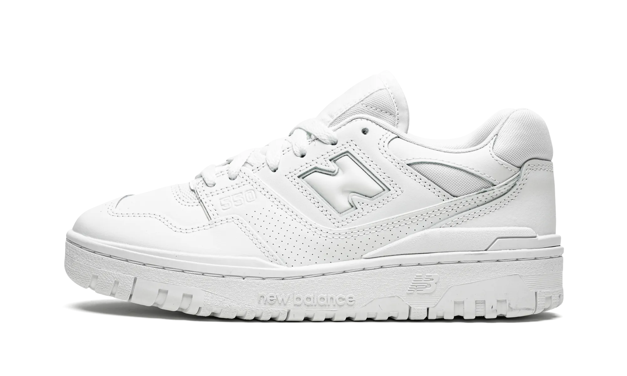 Sporty Look Seasonal Favorite 550 "Triple White"