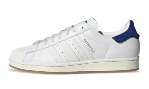 Weekend Escape SUPERSTAR "White"