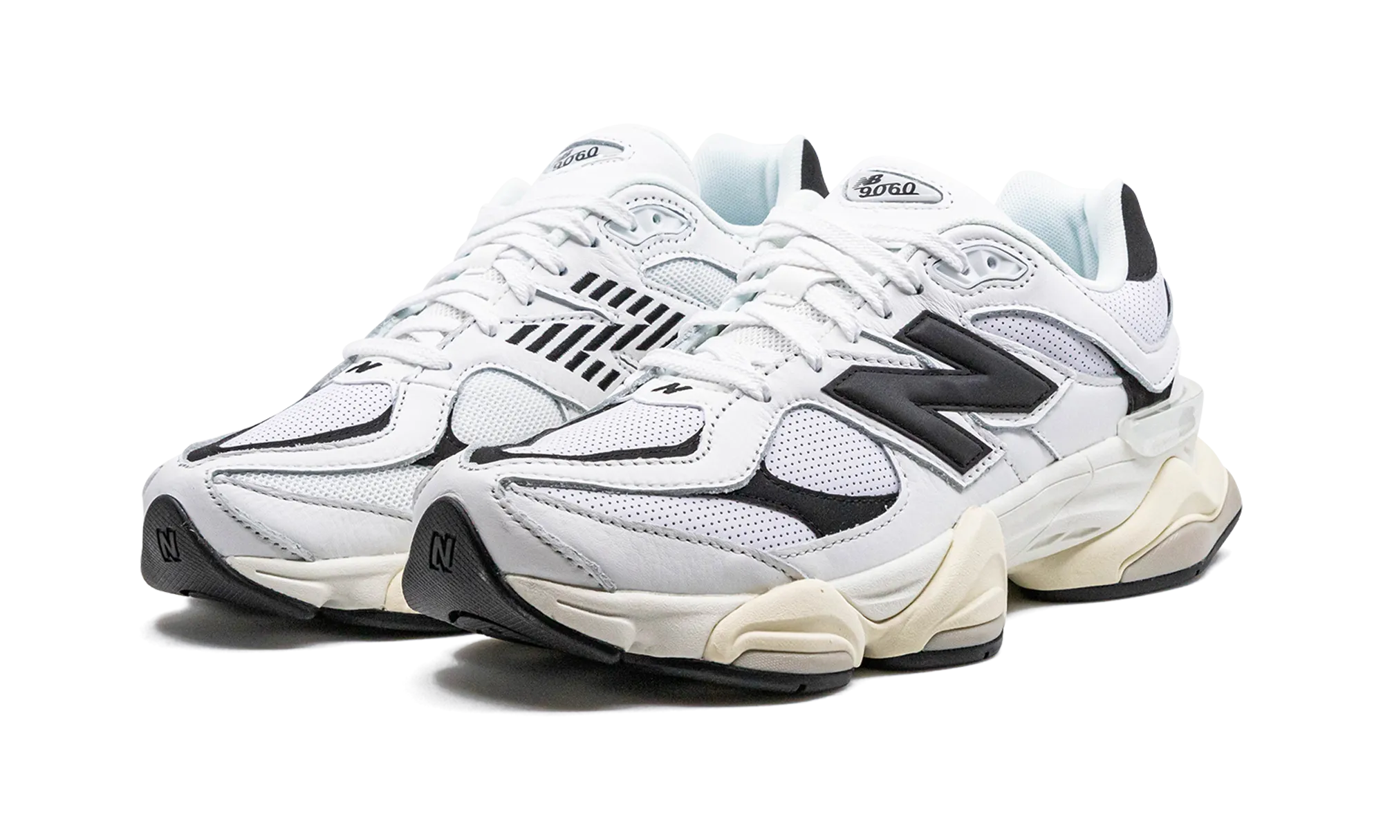 Chic Mood Athletic Fit 9060 "White / Black"