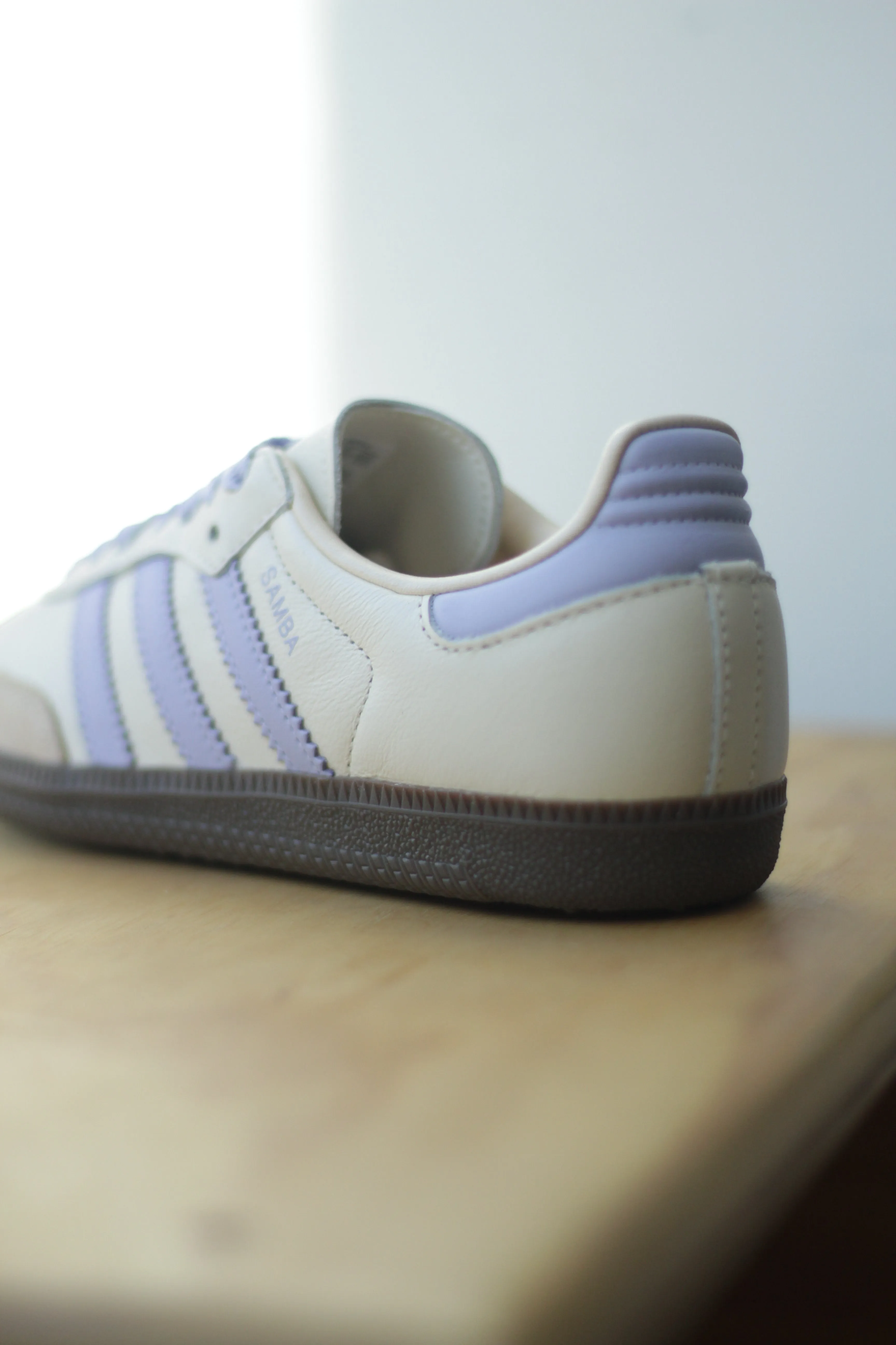 Modern Edge Comfort Run Crystal-Clear W SAMBA OG "CREAM WHITE/VIOLET TONE"
