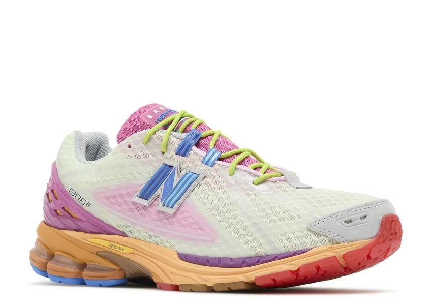 anti static Casual Elegance New Balance 1906R Action Bronson Rosewater