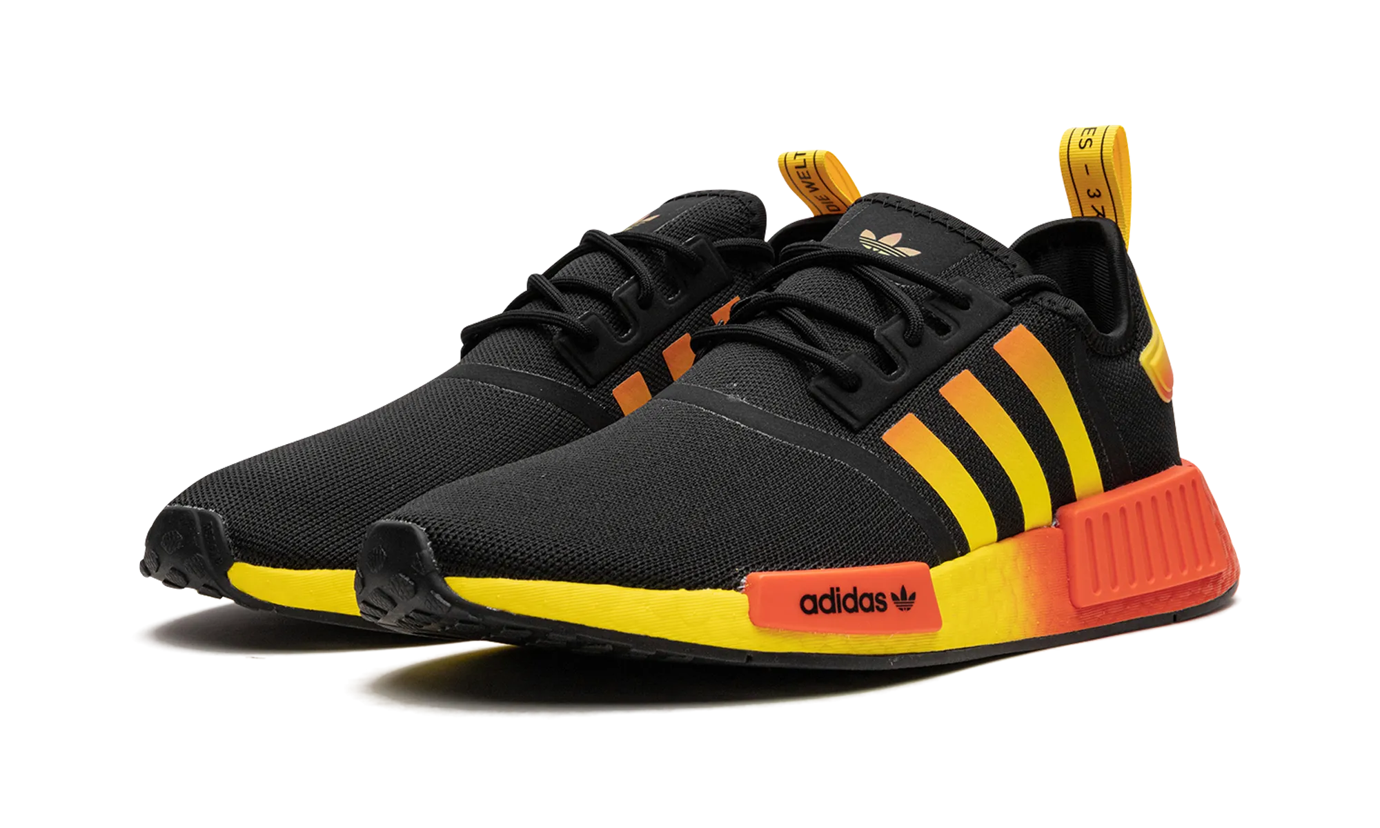 NMD_R1 "SUNSET" Oasis Hike Active Days