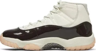 Simple Fit Indoor Wear Air Jordan 11 Retro Neapolitan (Women's)