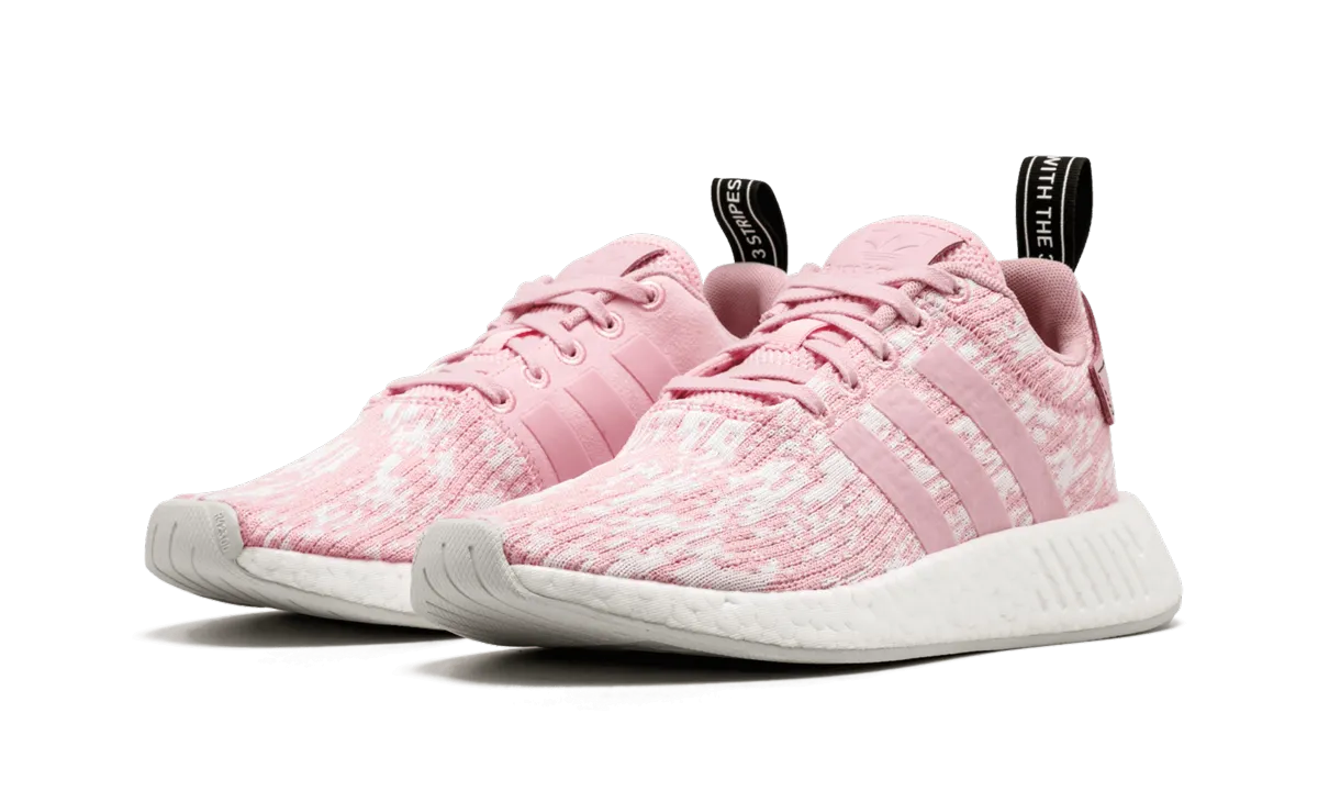 NMD_R2 WMNS Relaxed Step
