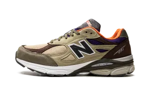 990v3 Made In USA "Teddy Santis - Khaki" Ergonomic Design