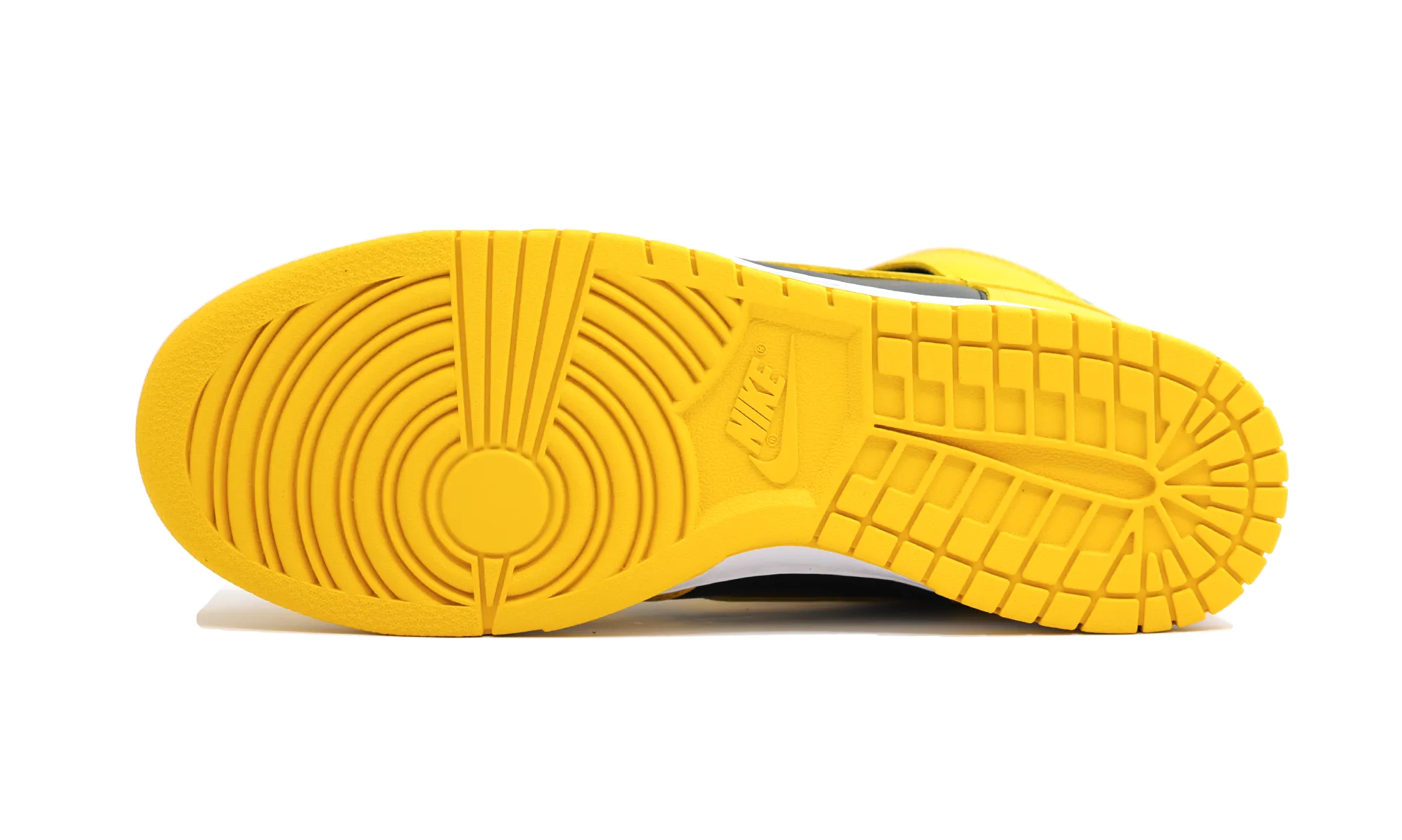 Nike Dunk High Wu-Tang (2024) dirt path