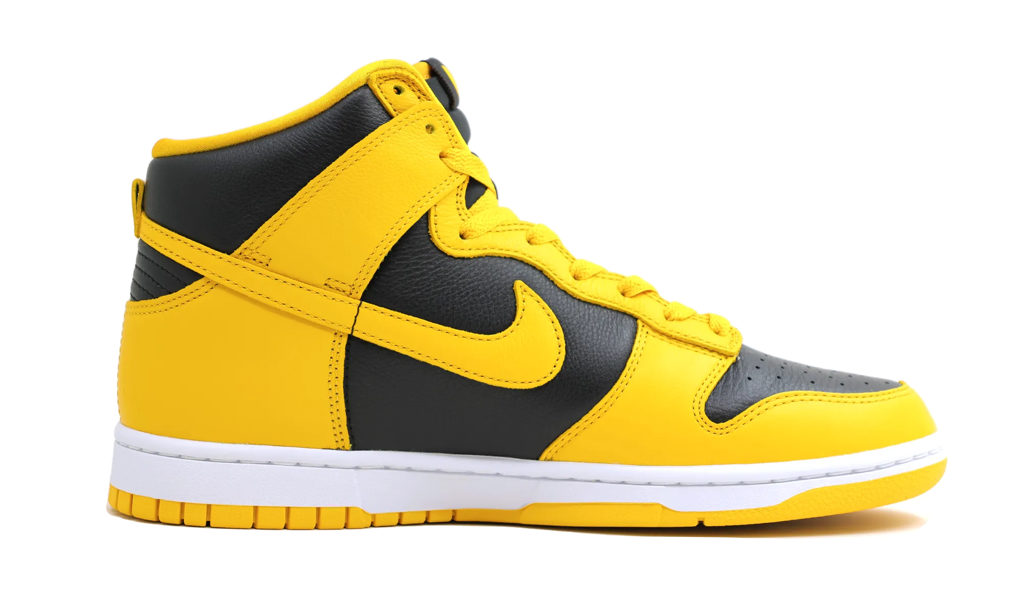 Weekend Wear PU Sole Nike Dunk High Wu-Tang (2024)