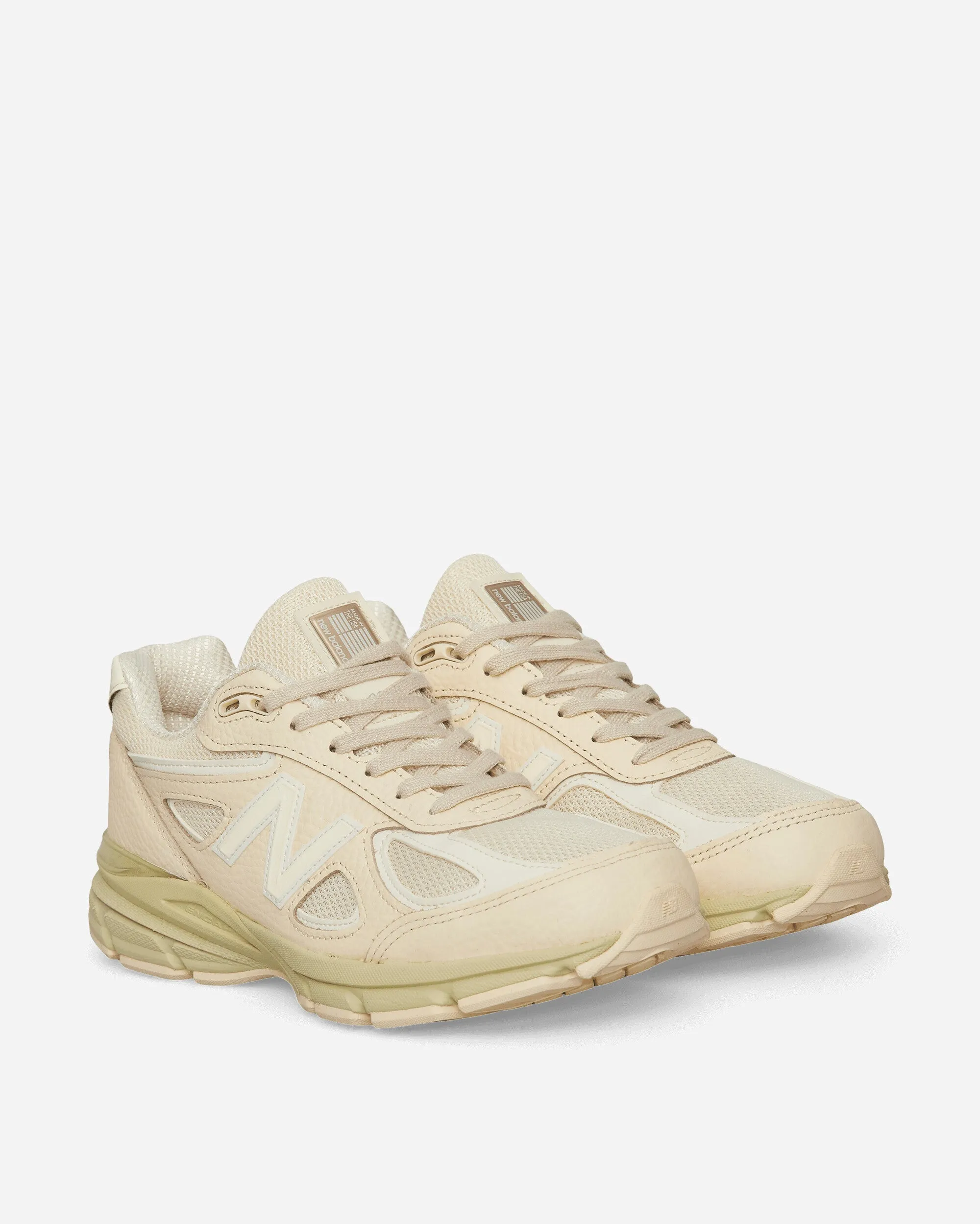 Luggage Fit 990v4 Sneakers Macadamia Nut / Morel