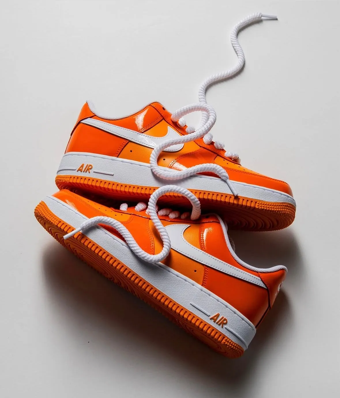 Ride Friendly NIKE AIR FORCE 1 PATTEN LEATHER ORANGE WHITE