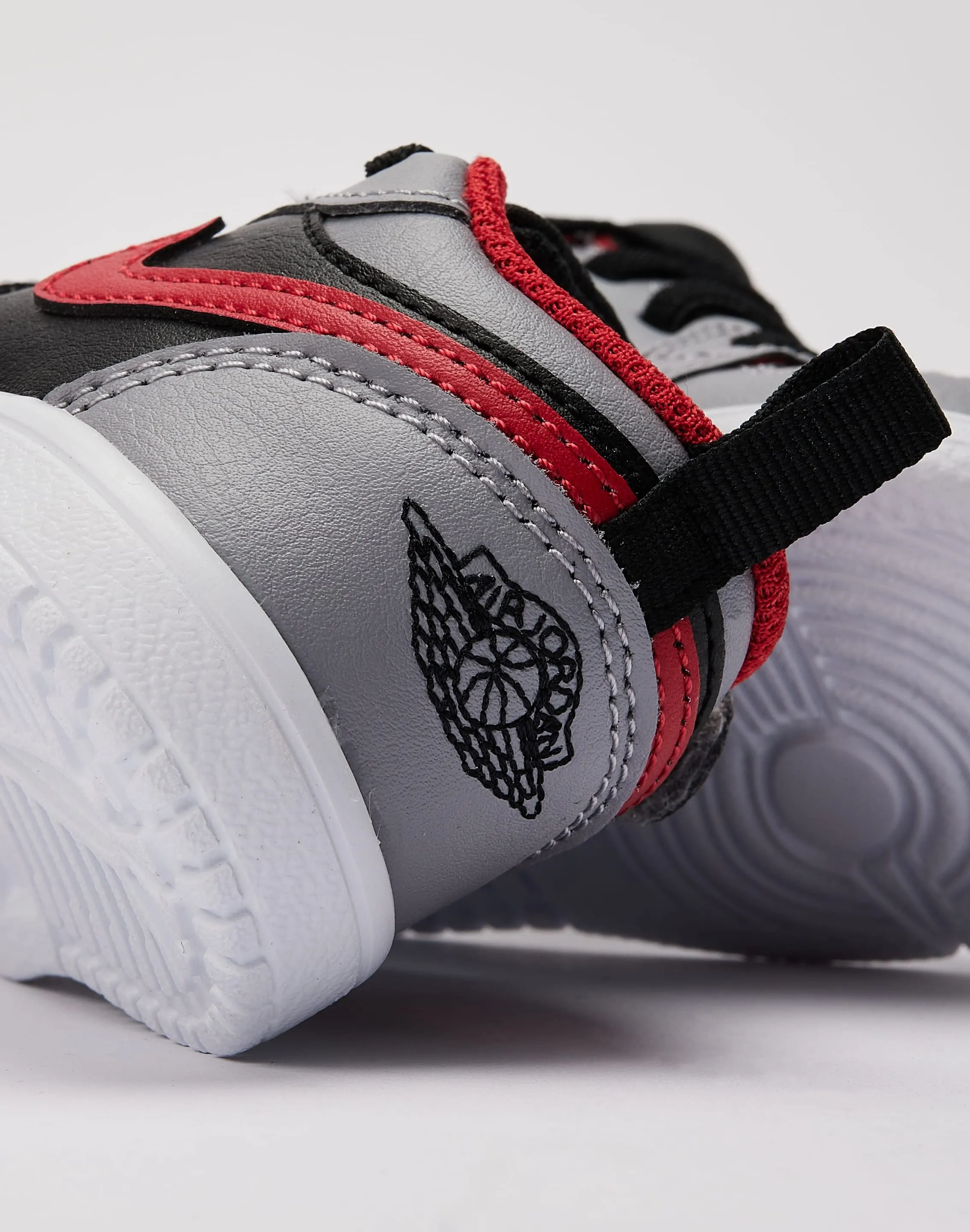 Queen Fit Jordan Air Jordan 1 Low Alt Toddler