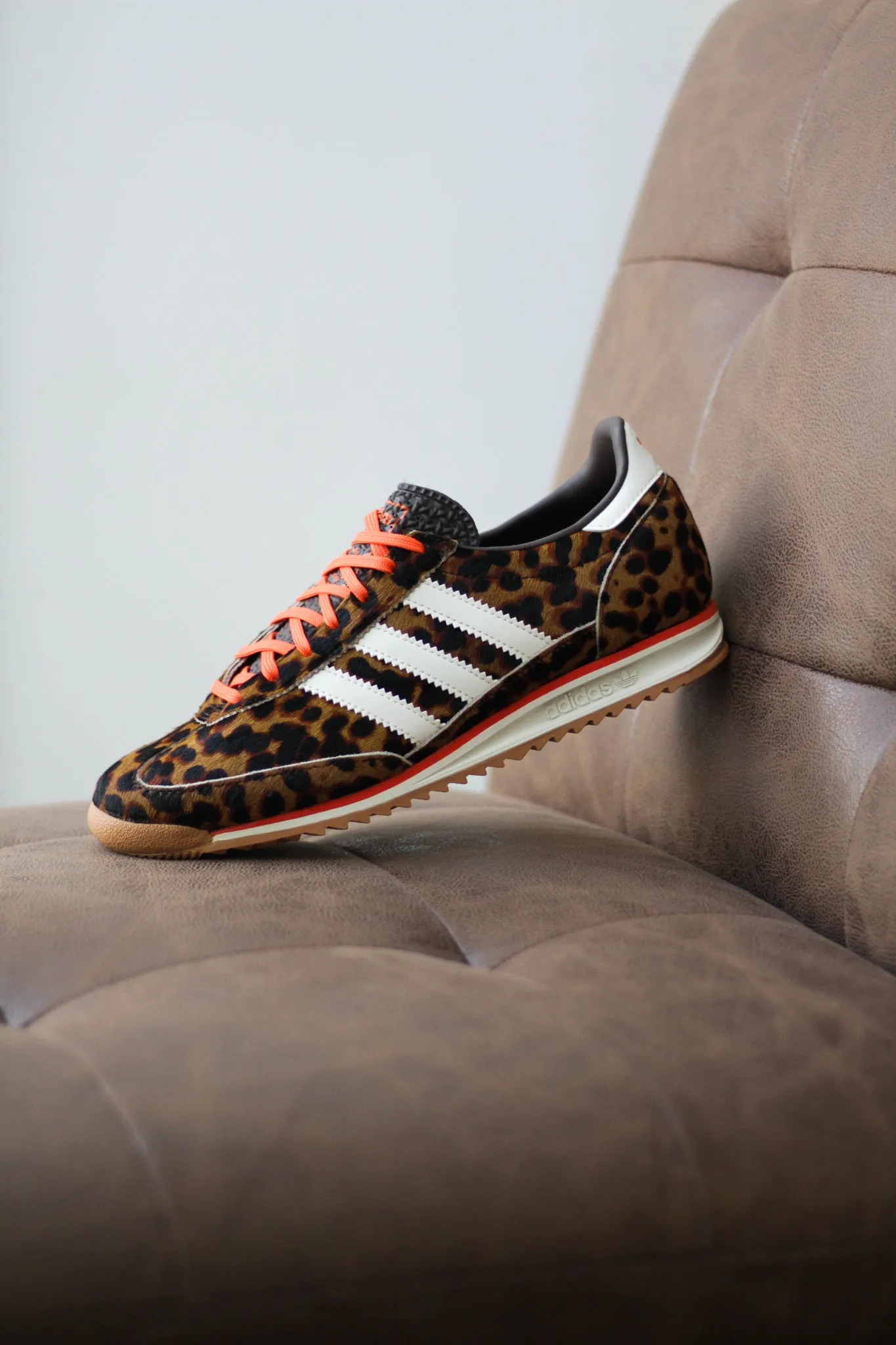 Secure fit W ADIDAS SL 72 OG "DARK BROWN/OFF WHITE" Metallic-Heel