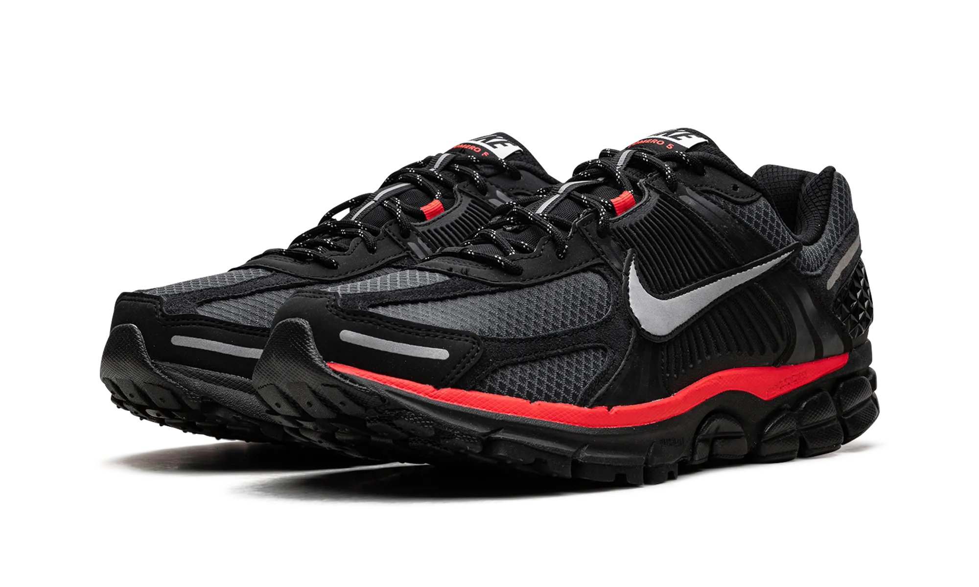 touring biking shoes Senior Friendly Zoom Vomero 5 "Black Metallic University Red"
