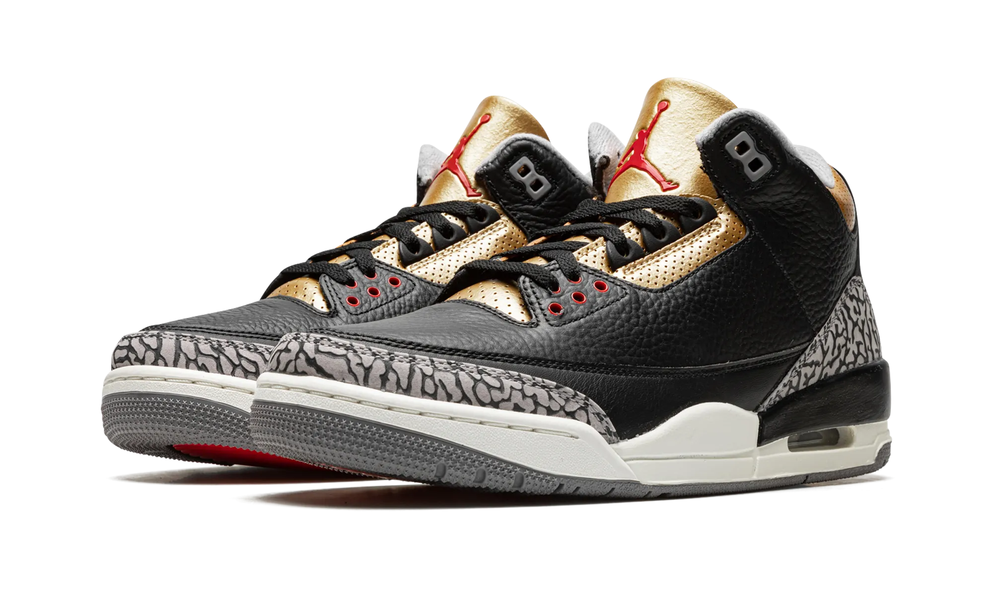 Chill Mood AIR JORDAN 3 WMNS "Black Cement Gold"