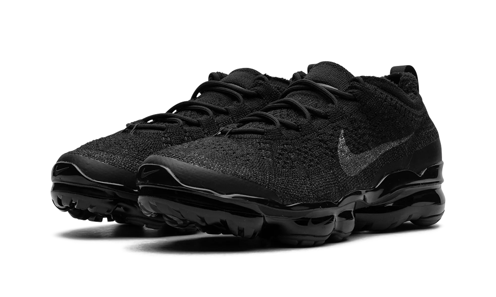 weight - conscious shoes foot biomechanics VAPORMAX 2023 FLYKNIT WMNS "Triple Black"