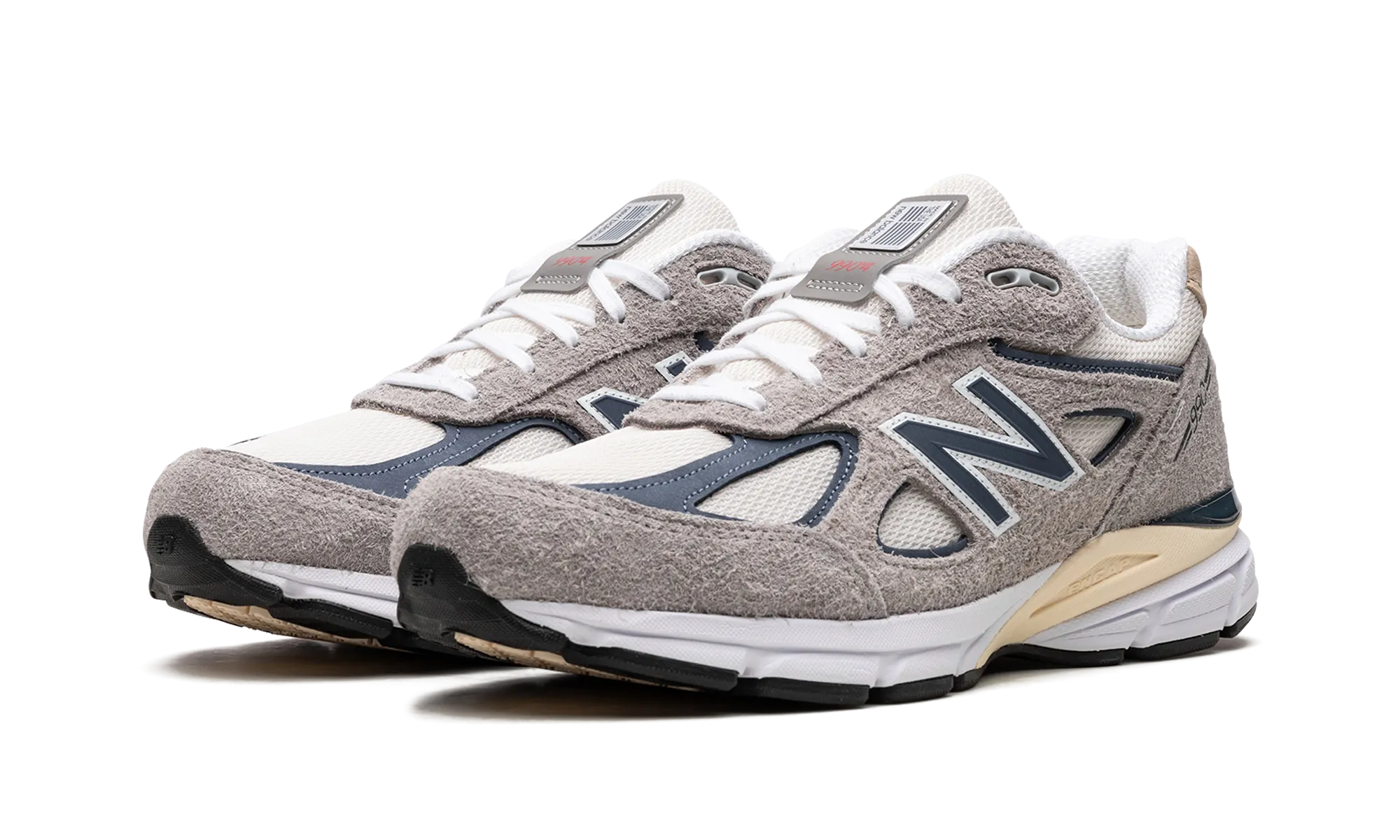 990v4 "Made in USA - Grey/Navy" Flexible Fabric Minimalist Look