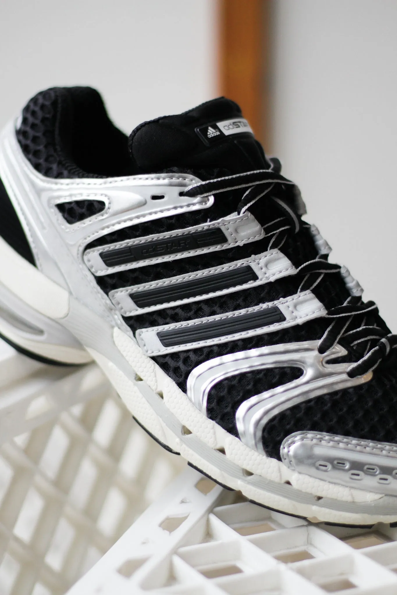 Energy Core Breath Fresh ADIDAS ADISTAR CONTROL 5 "METALLIC SILVER/BLACK" Zebra-Print