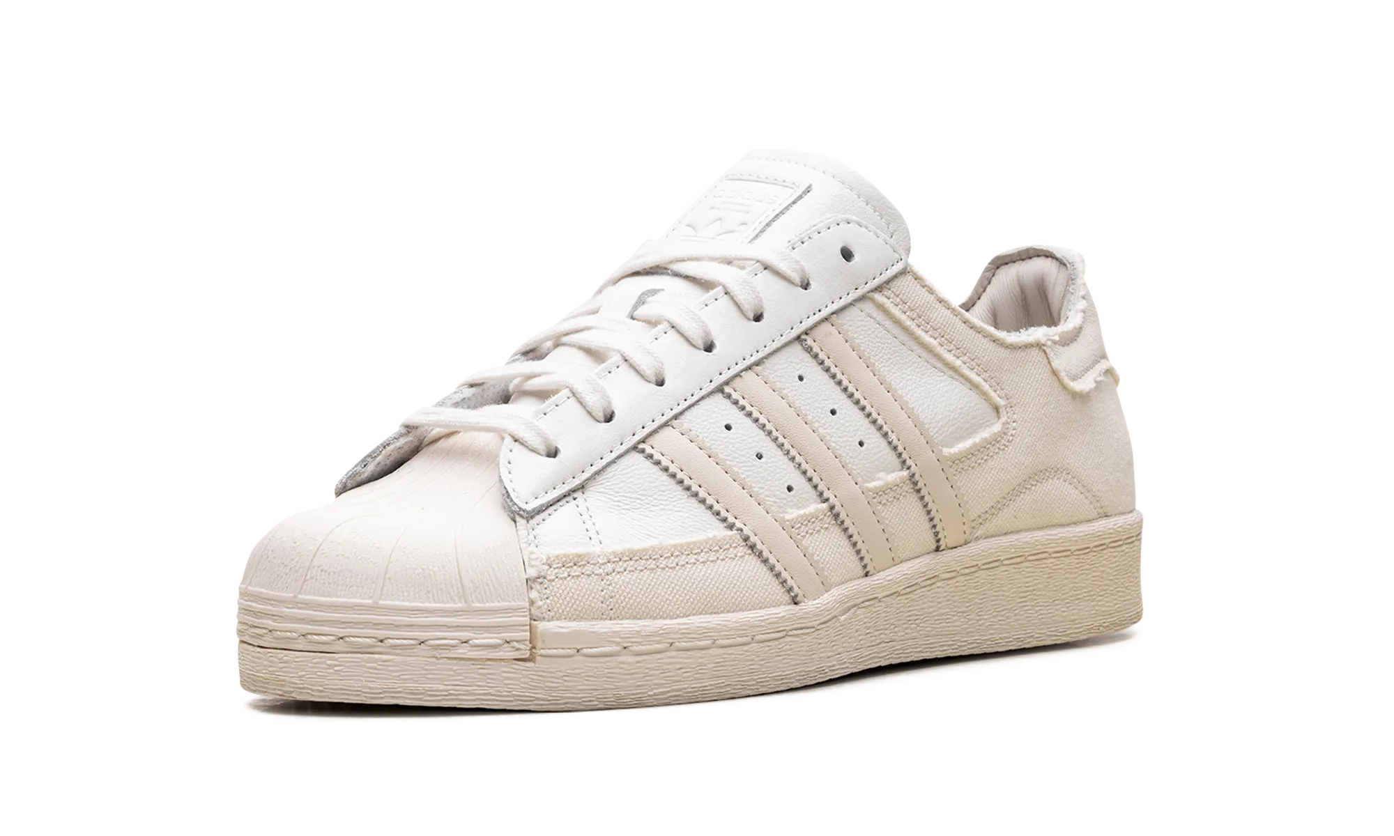 Walk in Style simple details Superstar 82 "Core White Wonder White Cream White"