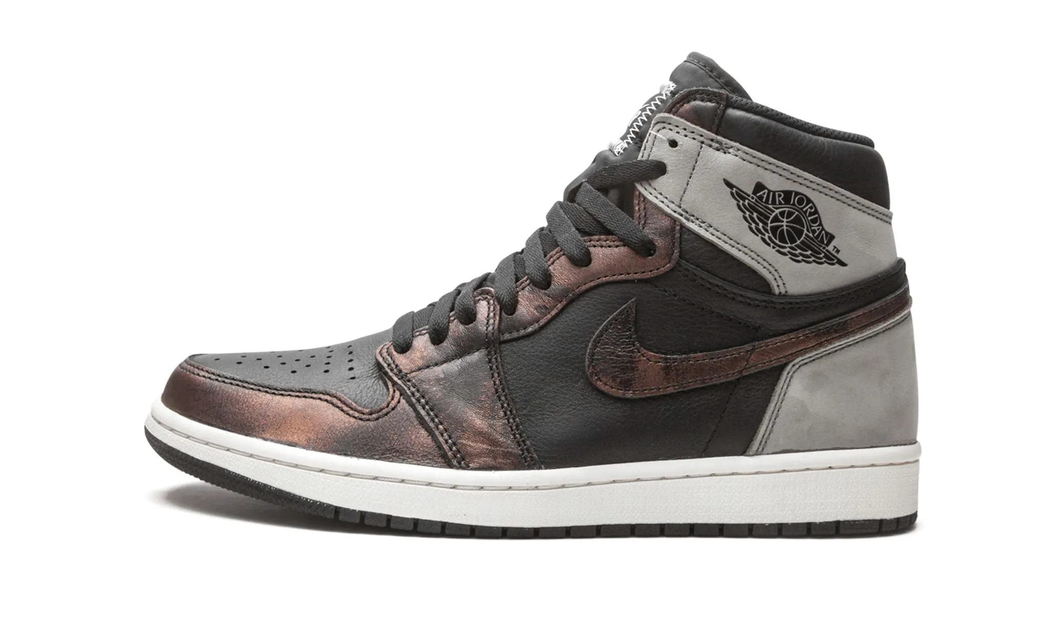 No Fuss Air Jordan 1 Retro High OG Patina