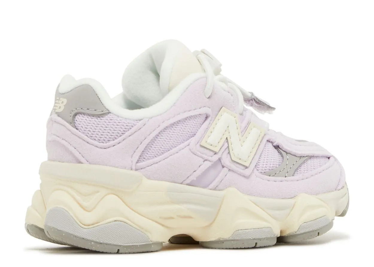Fit Daily Photo Day New Balance 9060 December Sky (TD)