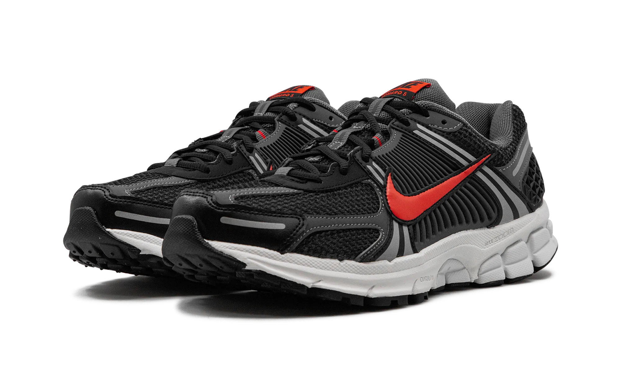 Air Zoom Vomero 5 "Black Picante Red" female athlete shoes