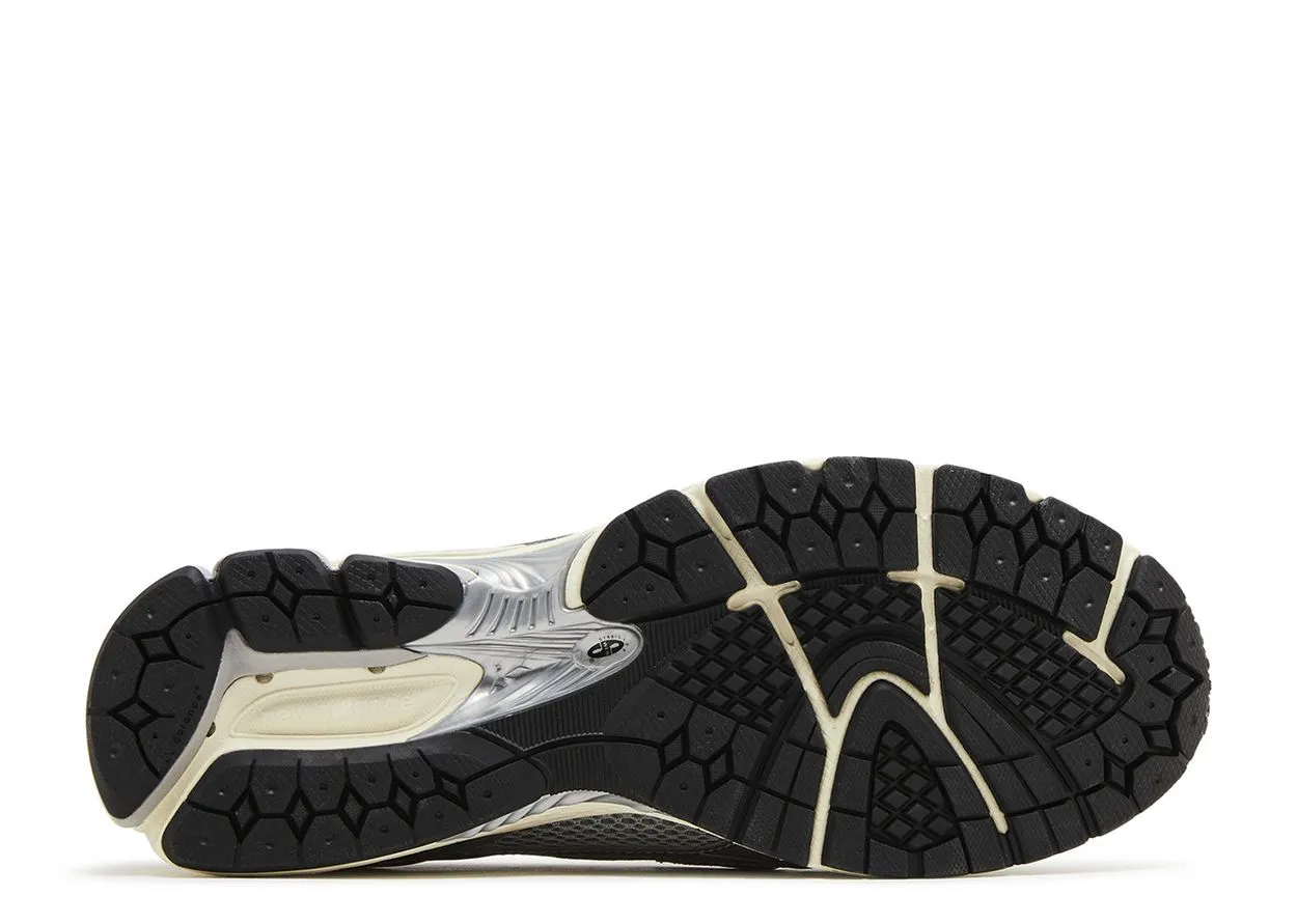 New Balance 1906L Metallic Silver Urban Goer Step Fit