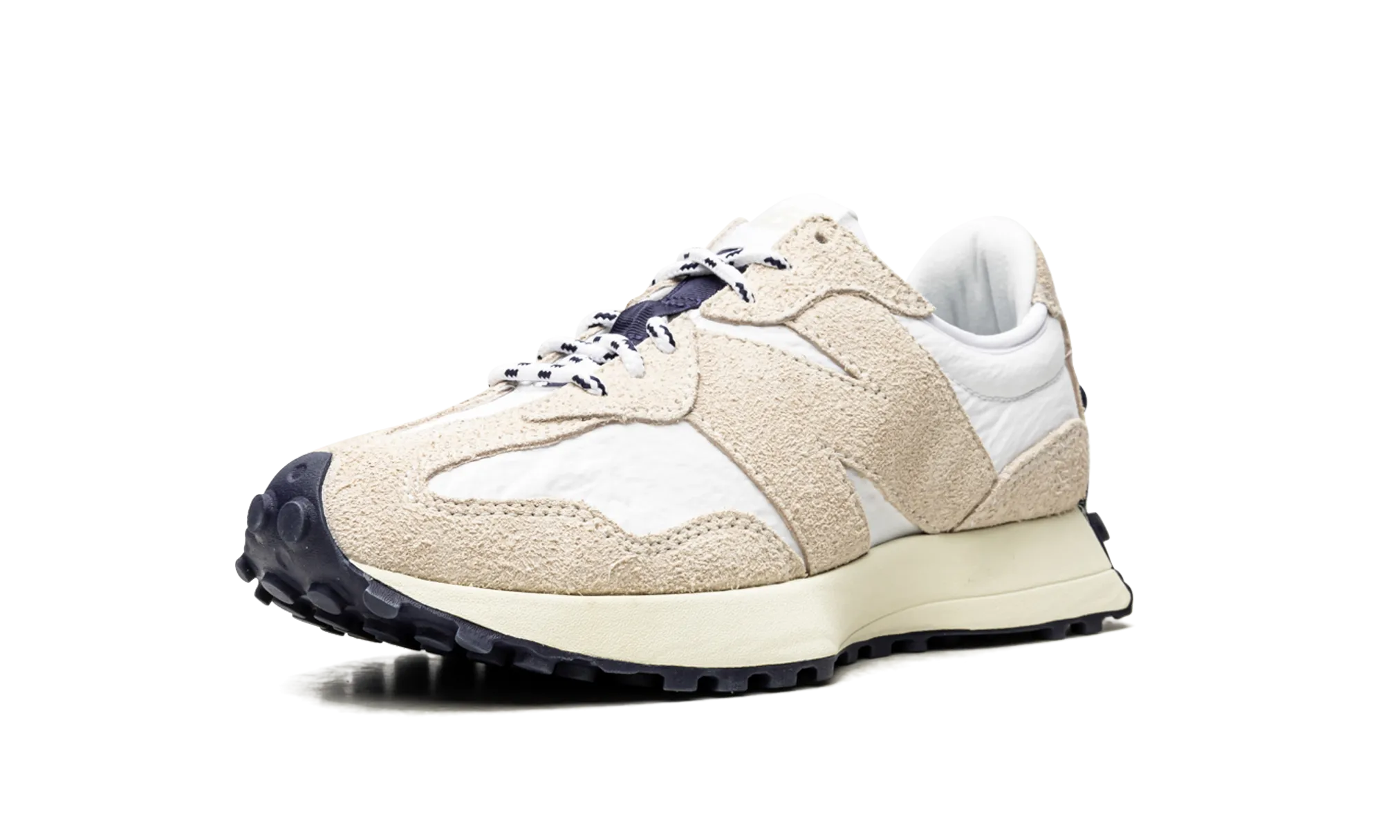 Style focused Peak Hike 327 "Moonbeam"