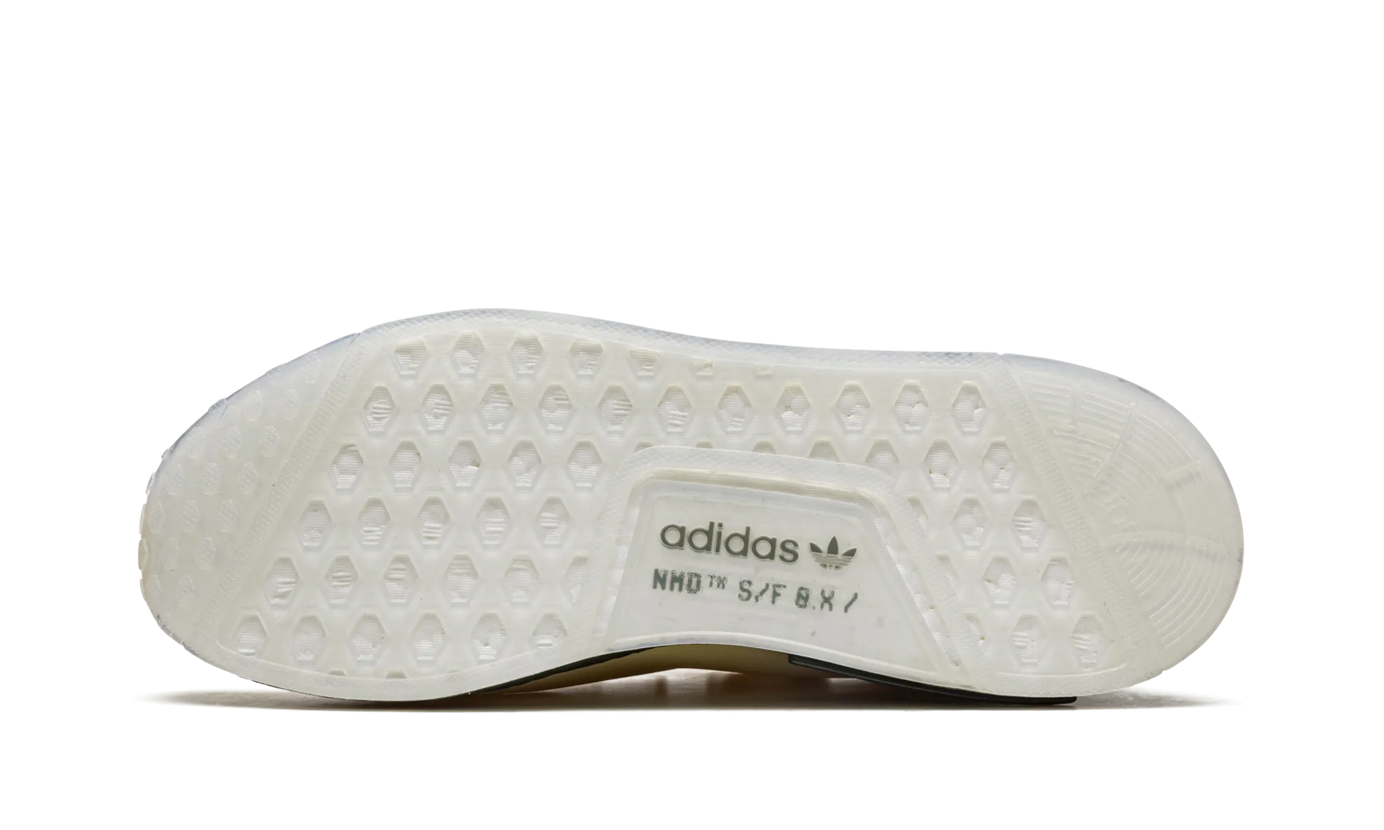 Star Wars X NMD R1 "Spectoo Bossk" lace up closure