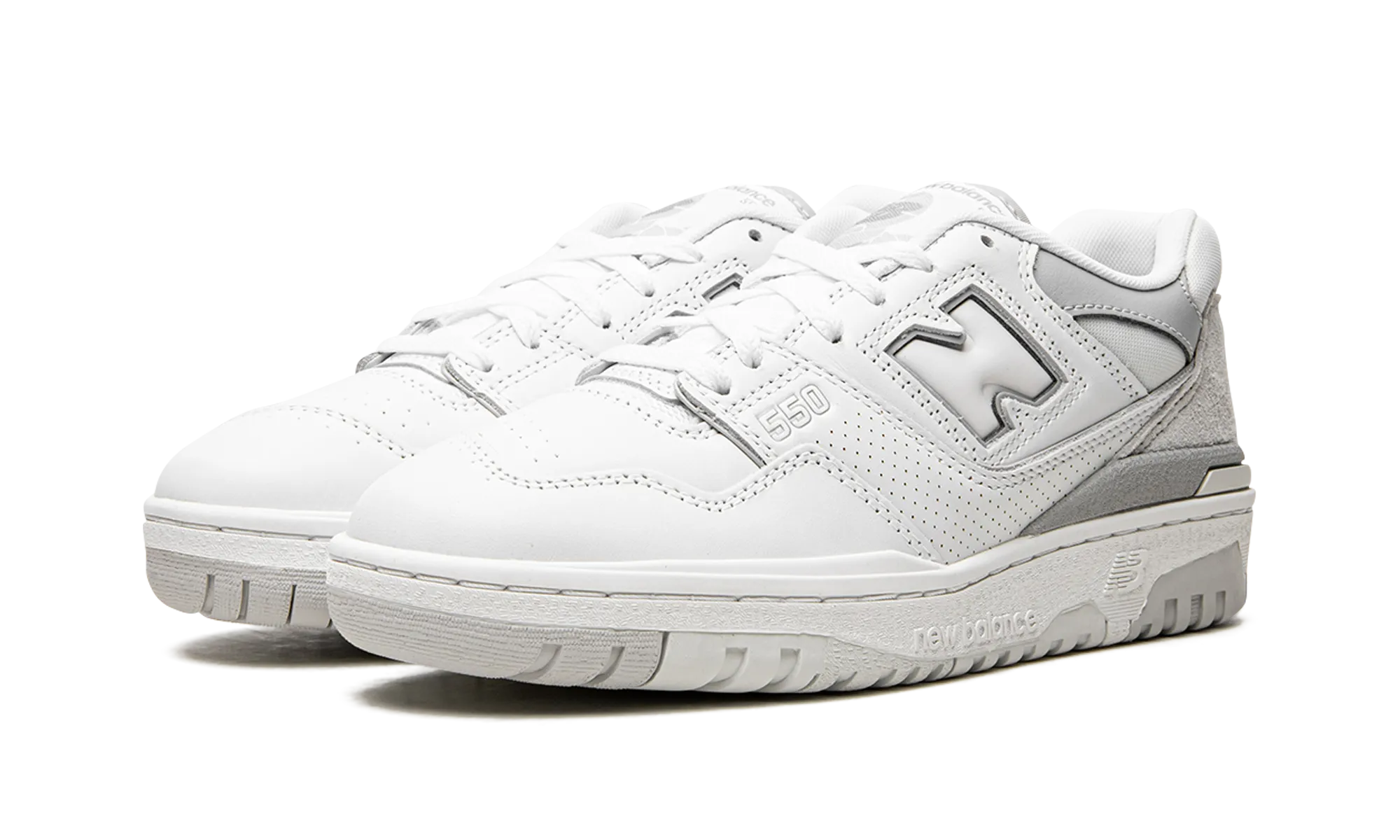 550 WMNS "White Rain Cloud" Plus Size Urban Run