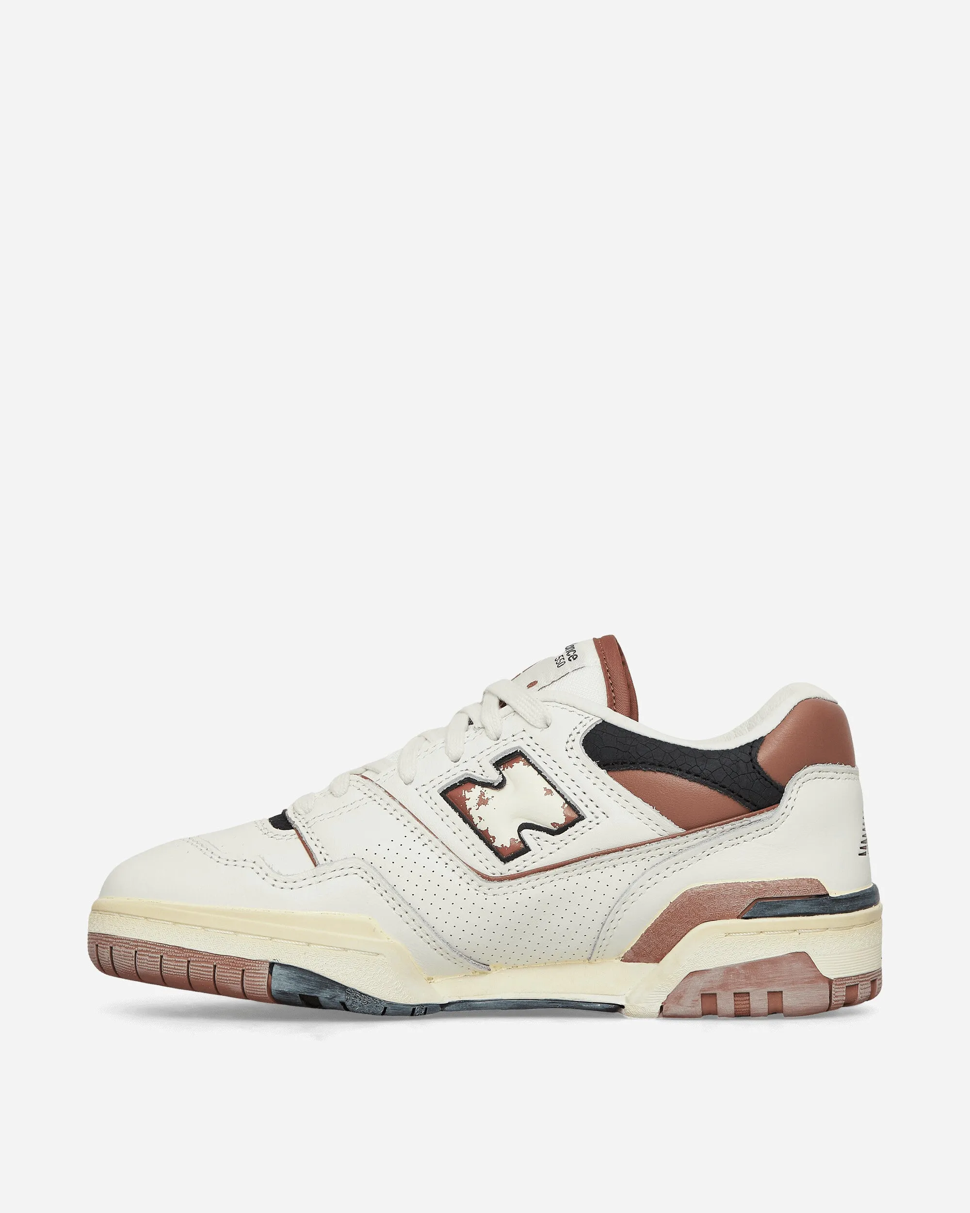 550 Sneakers Off White / Brown Fast Go Urban Chill