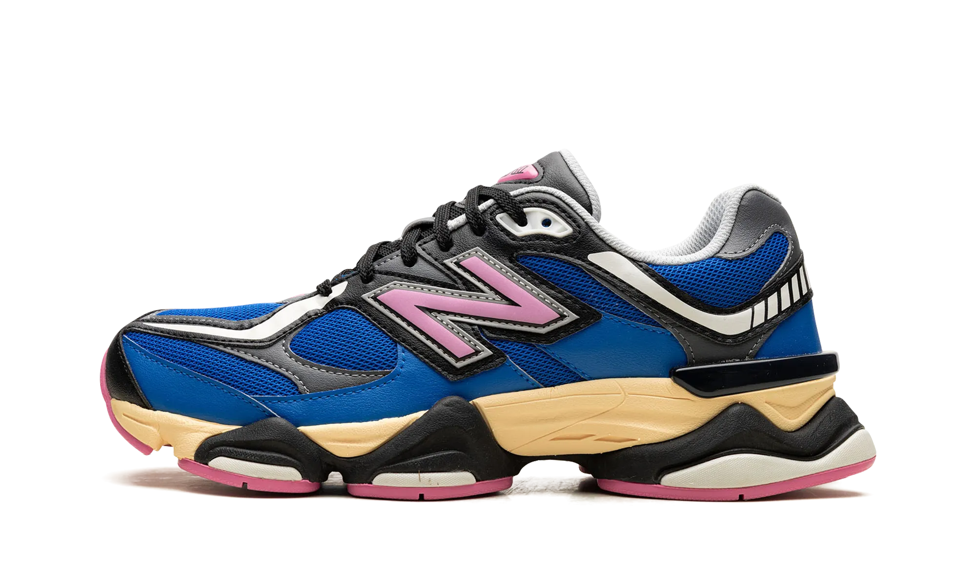 9060 "Blue / Pink" Light cushion Creek Path