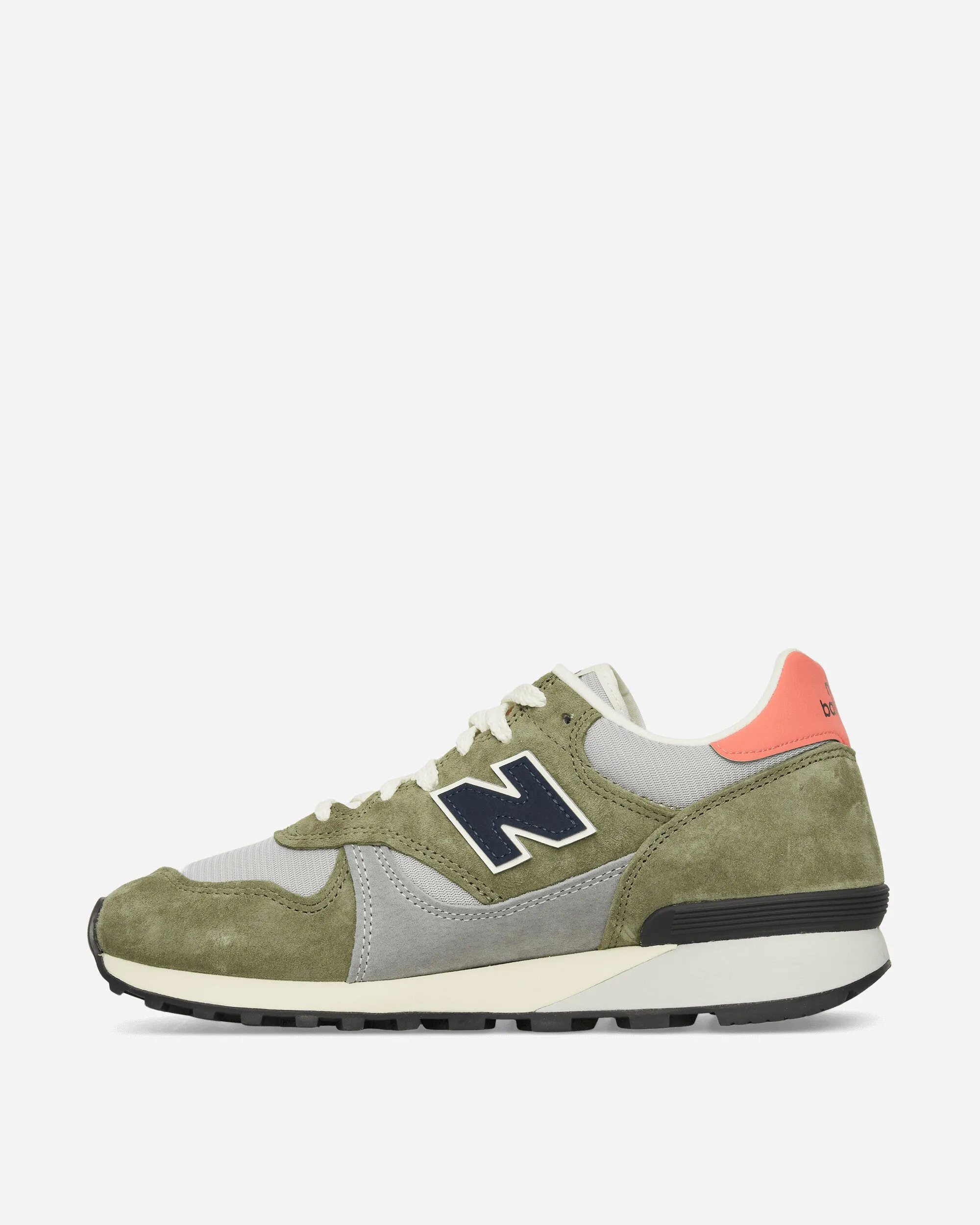 475 Sneakers Dark Olivine / Raincloud / Drift Red Comfort Fit