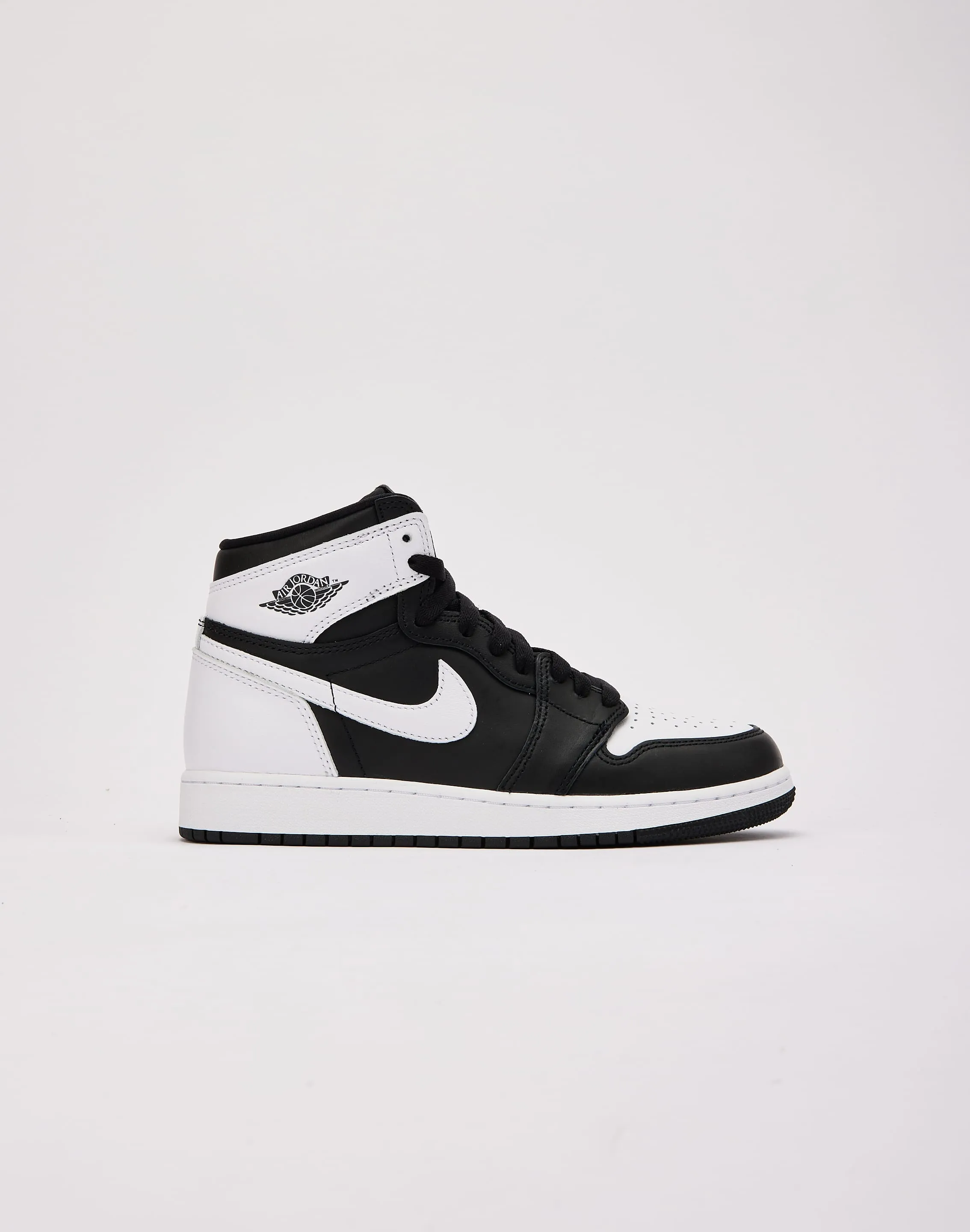 Jordan Air Jordan 1 Retro High OG 'Black and White' Grade-School Comfort Shank