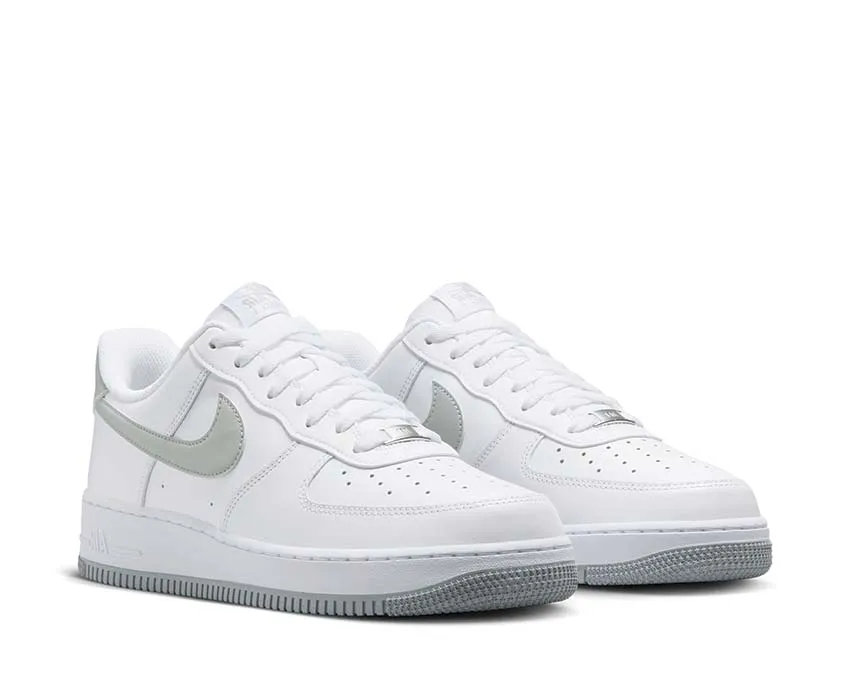 Walking Gear Nike Air Force 1 '07