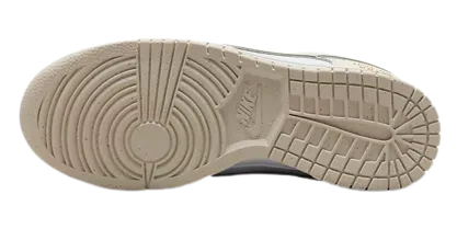 Smooth ride Nike Dunk Low "Just Do It - Phantom" Women's