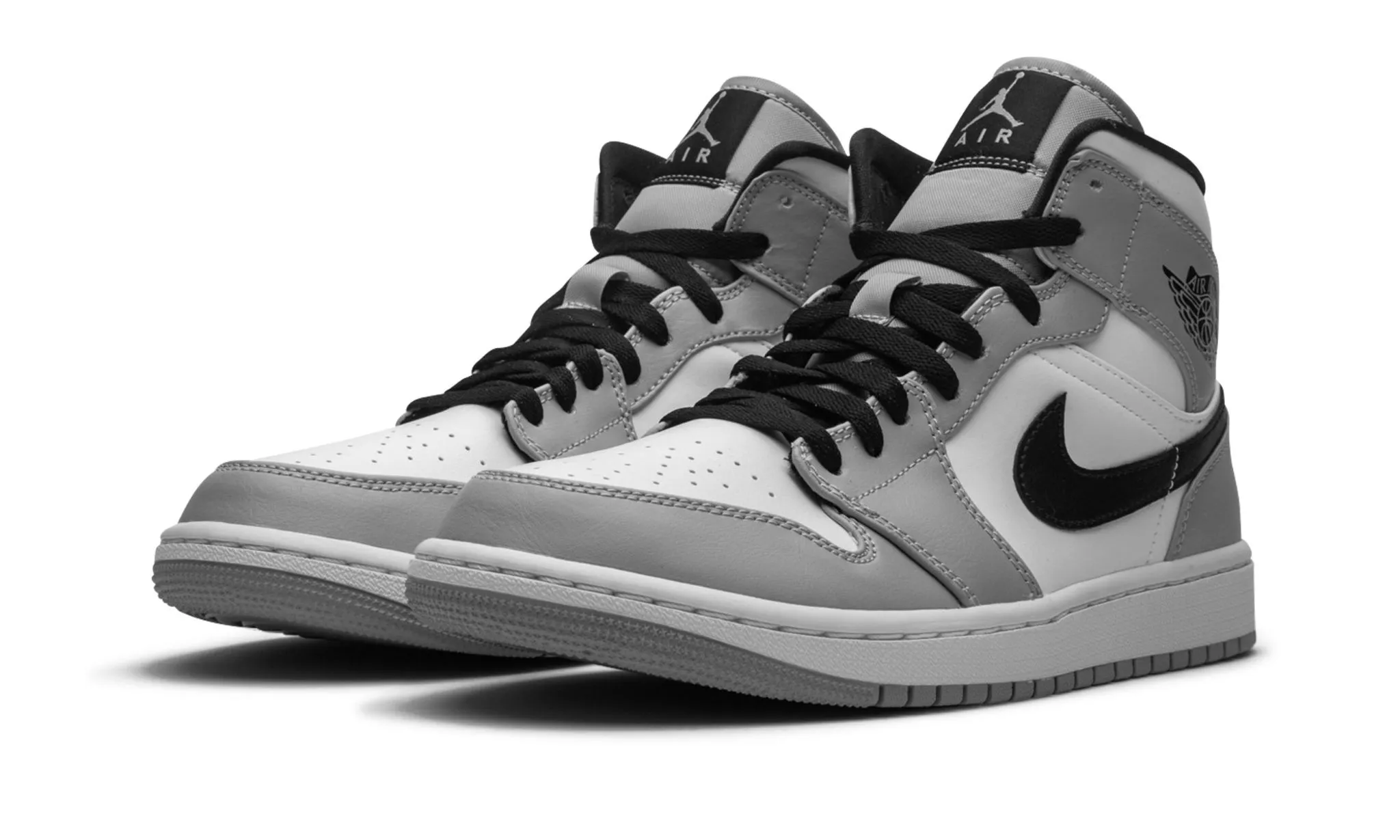 Air Jordan 1 Mid Light Smoke Grey Heavy Use Essential Wear