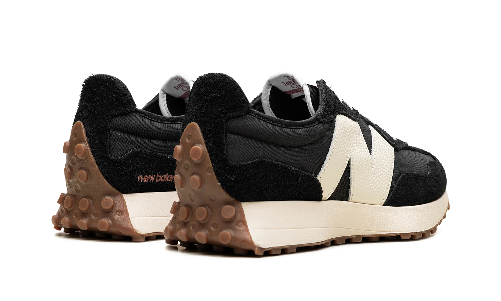 Date Stroll 327 WMNS "Black White Gum"