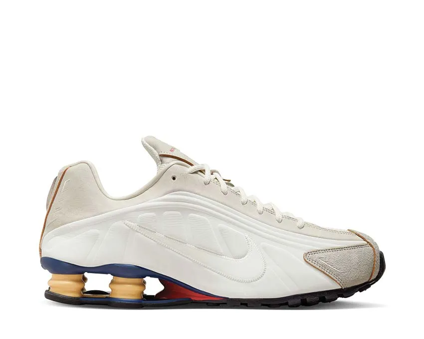 Rugged commemorative shoes Nike Shox R4 PRM "Design by Korea"
