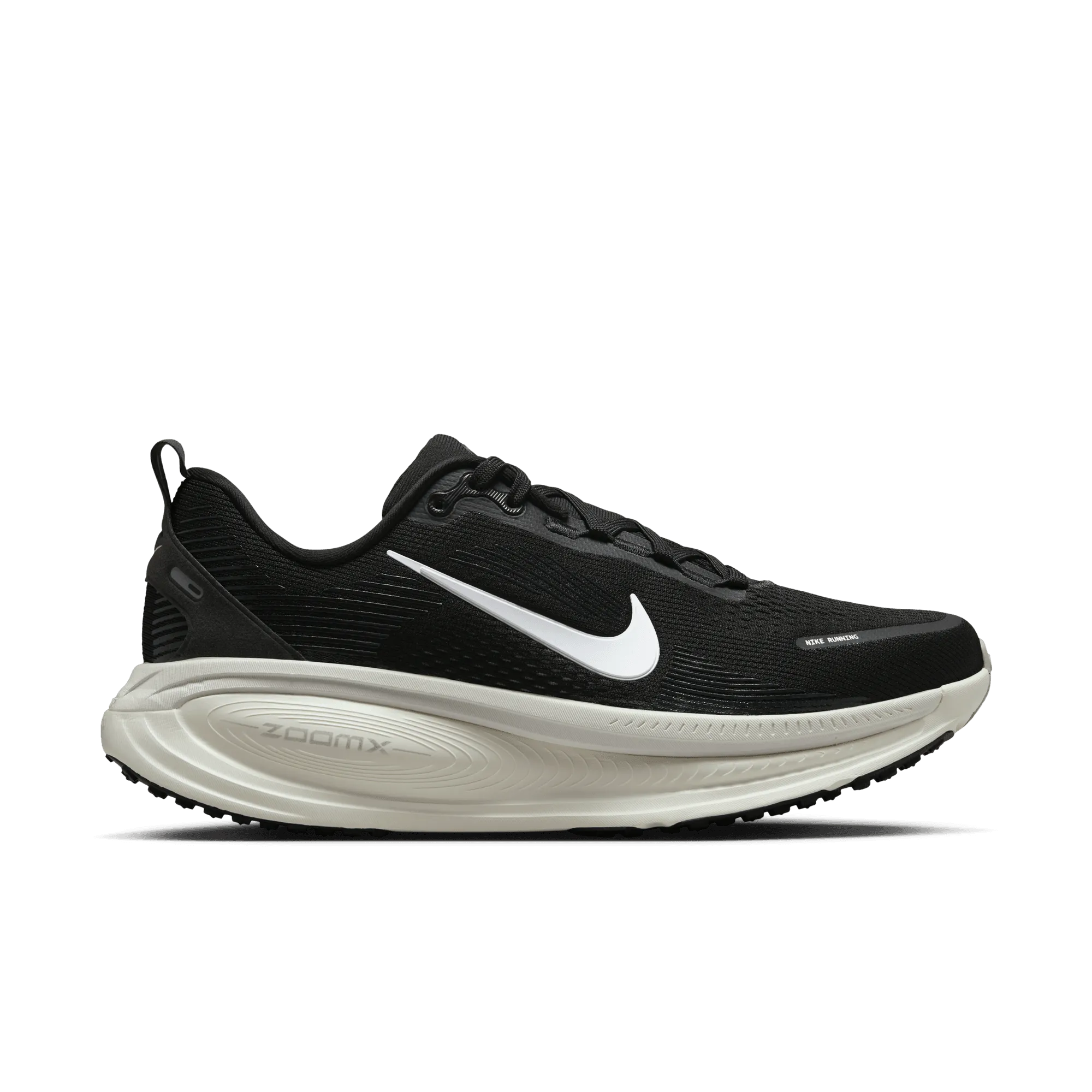 MEN'S VOMERO 18 - D - BLACK/WHITE stadium
