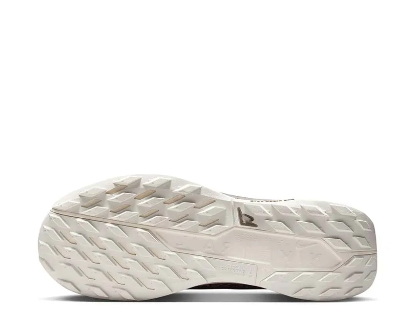 Nike ReactX Pegasus Trail 5 GTX SP "Light Bone" glass - fiber - reinforced shoes