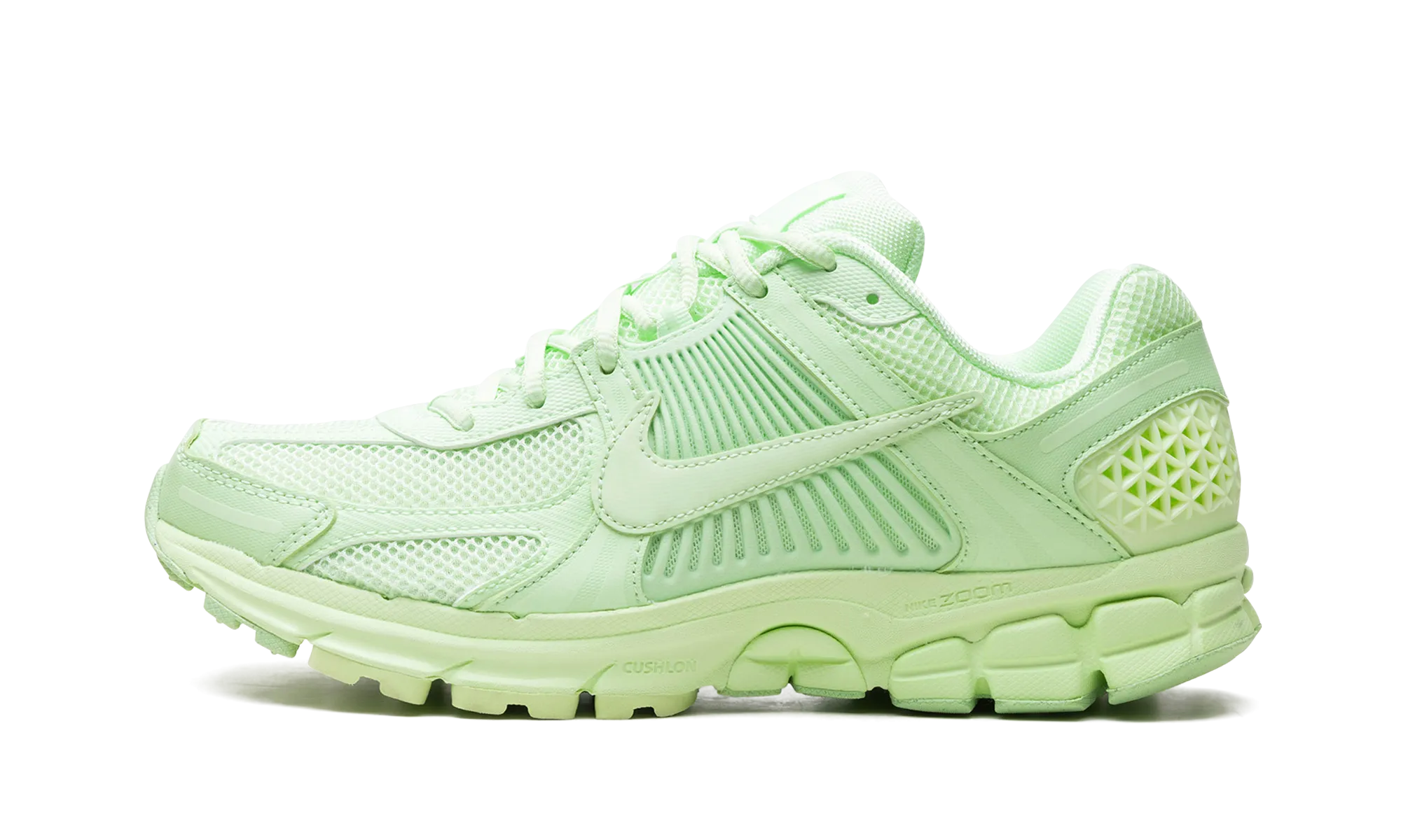 running in an intersection area shoes Zoom Vomero 5 "Pistachio"