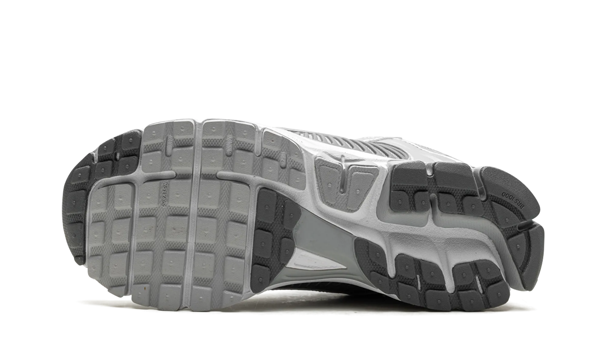 metal - surface shoes Zoom Vomero 5 "Cool Grey"