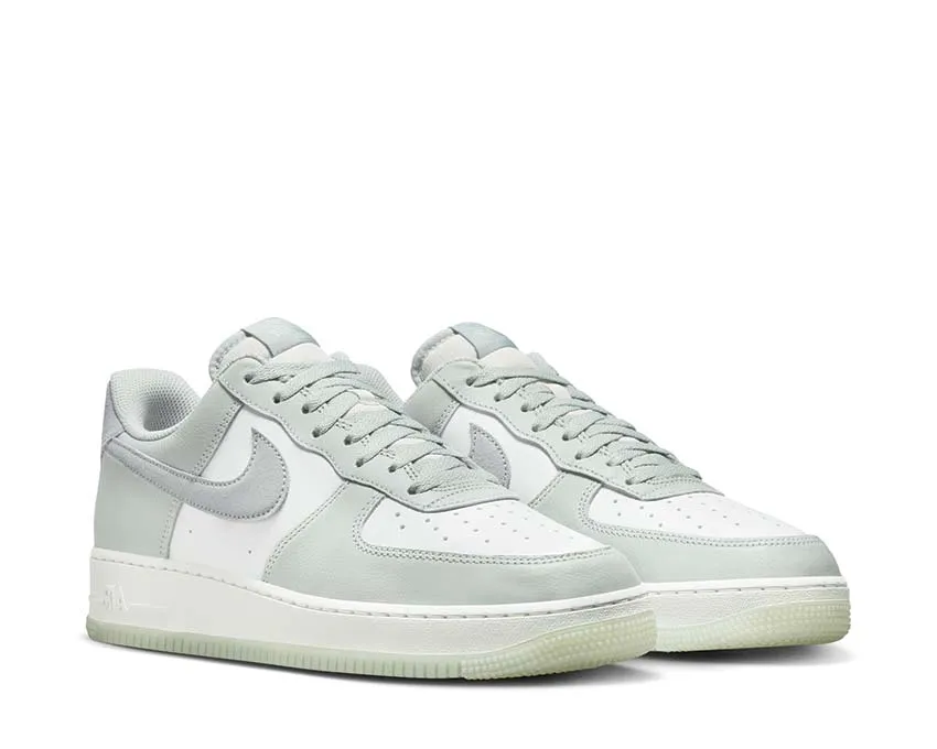 Fast Hike Nike Air Force 1 '07 LV8