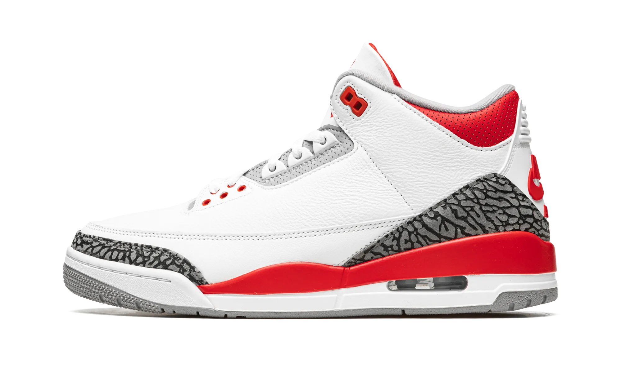 Work Wear Camp Step Air Jordan 3 Retro "Fire Red 2022"