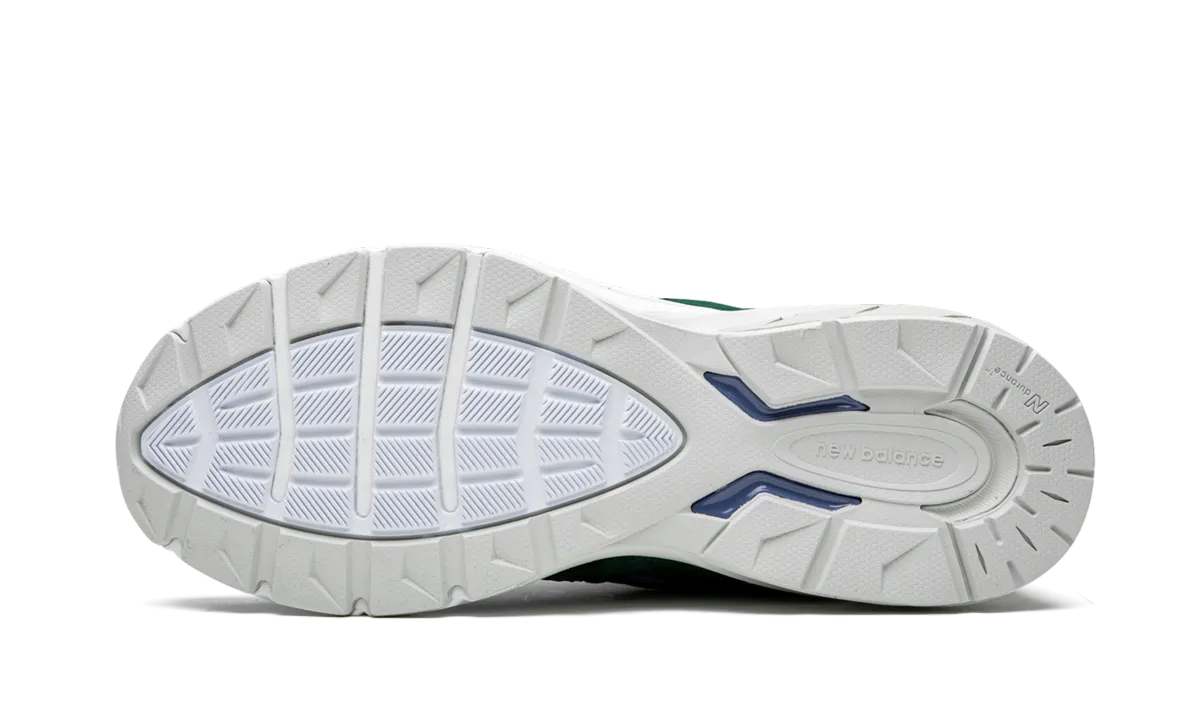 Trail Hike 990 v5 "Aime Leon Dore - Botanical Green"