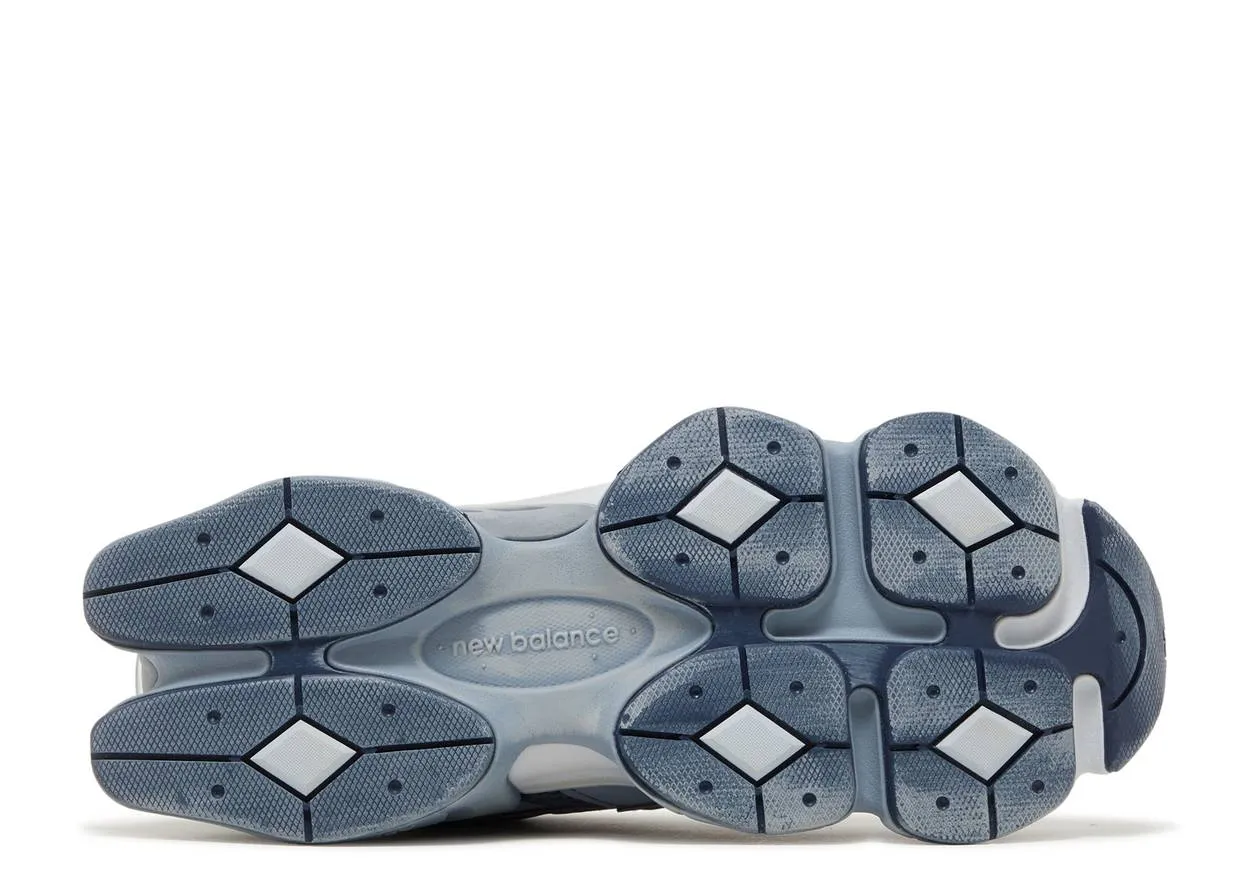Weekend Fun Fast Move New Balance 9060 Arctic Grey
