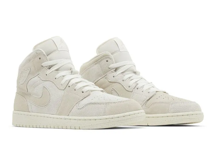 Air Jordan 1 Mid SE Craft 'Pale Ivory' Adjustable   fit Clean Silhouette
