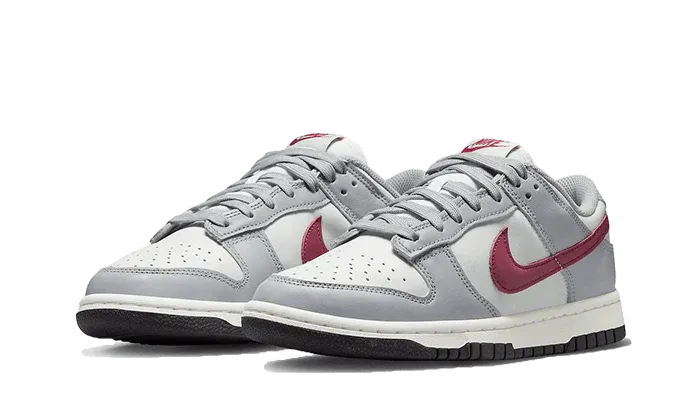 sports shoes Clean Lines Nike Dunk Low "Pale Ivory Redwood" Women's