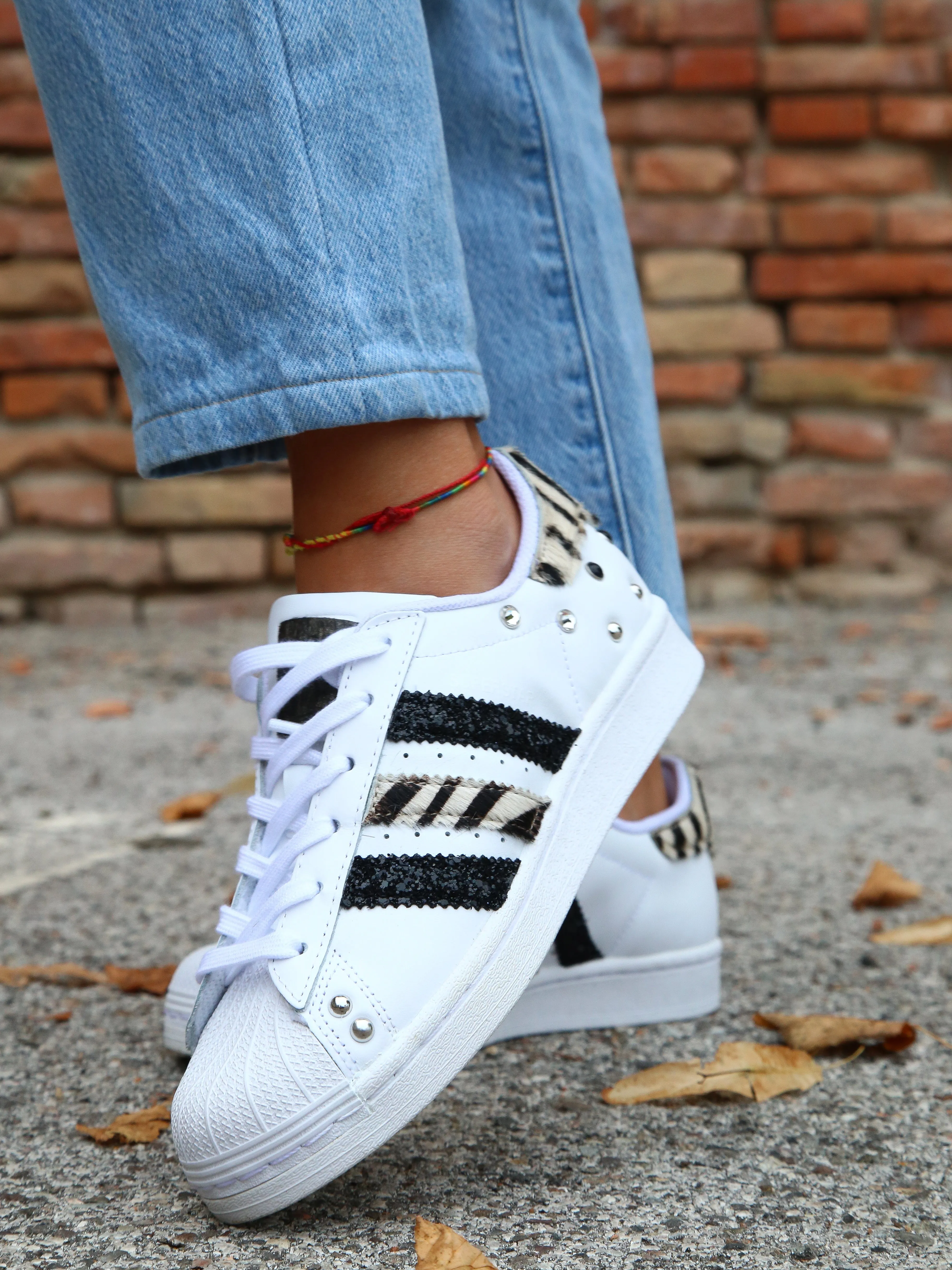 Neutral Mood Adidas Superstar Zebrate Glitter  Borchie & Perle