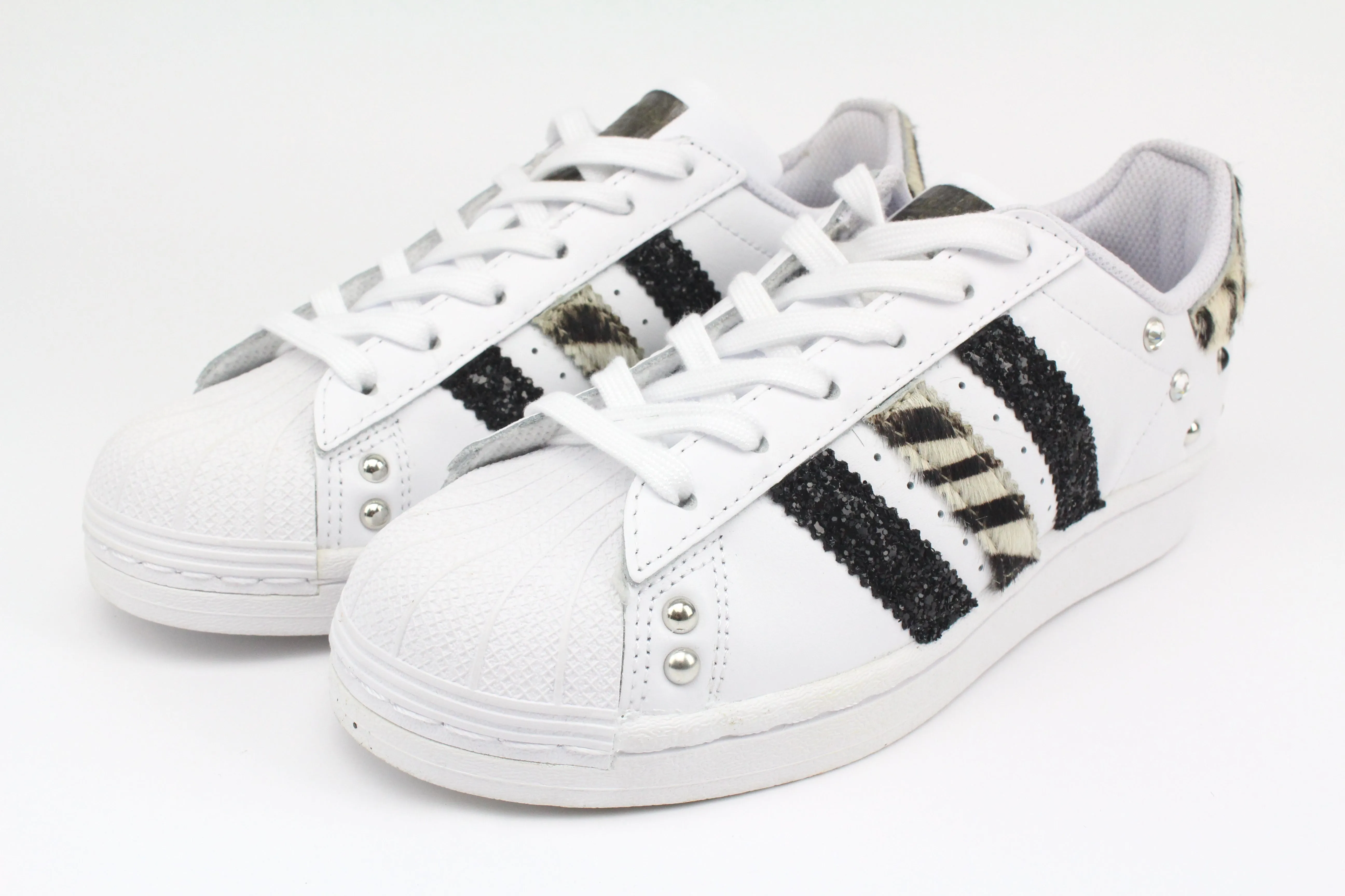 Daily Ready Adidas Superstar Zebrate Glitter  Borchie & Perle